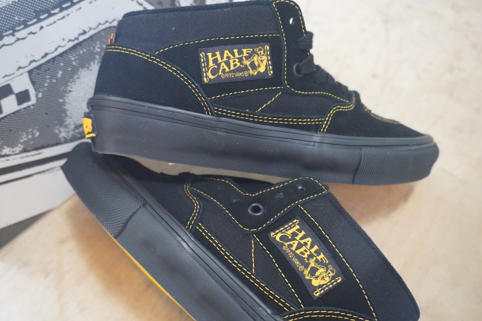 Vans Skate Half Cab NEW black/mustard