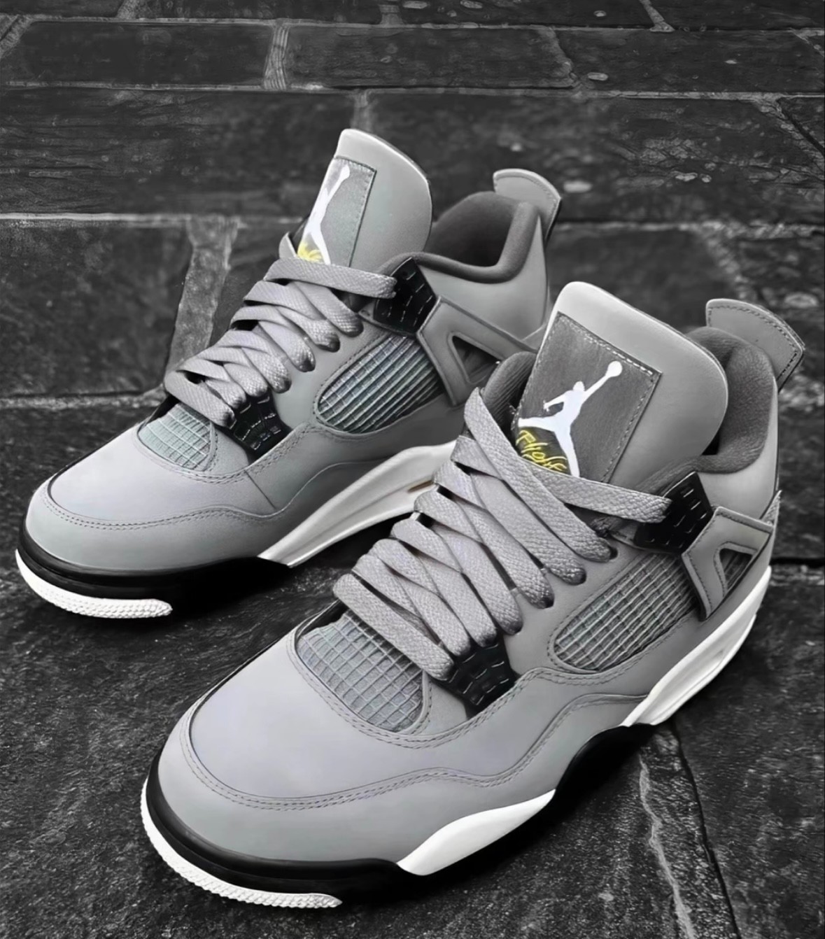 Nike Air Jordan 4 “Cool Grey” Men’s Retro Mid Top Basketball Shoes