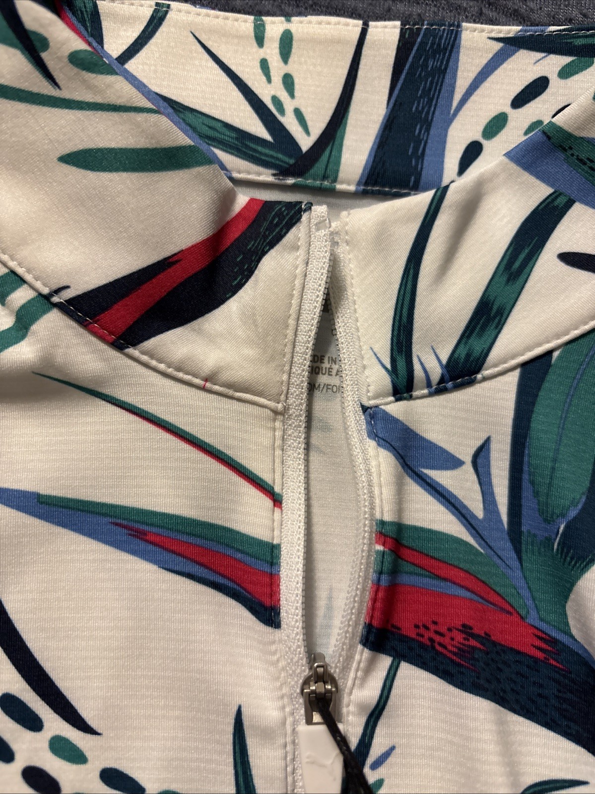 NWT Puma Women’s Small YouV Paradise Golf Pullover 1/4 Zip Long Sleeve UPF50
