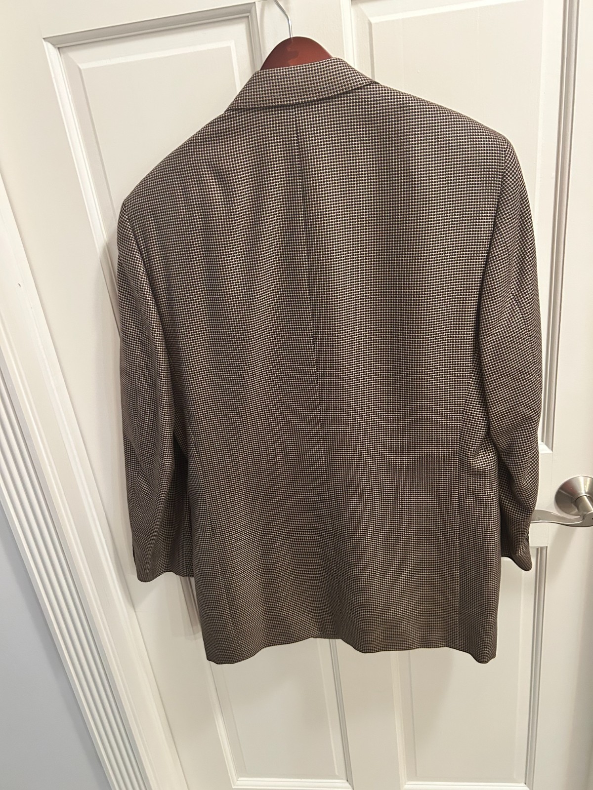 Men’s Canali 2 Button Sports Coat Size 40R in Brown Hounds Tooth