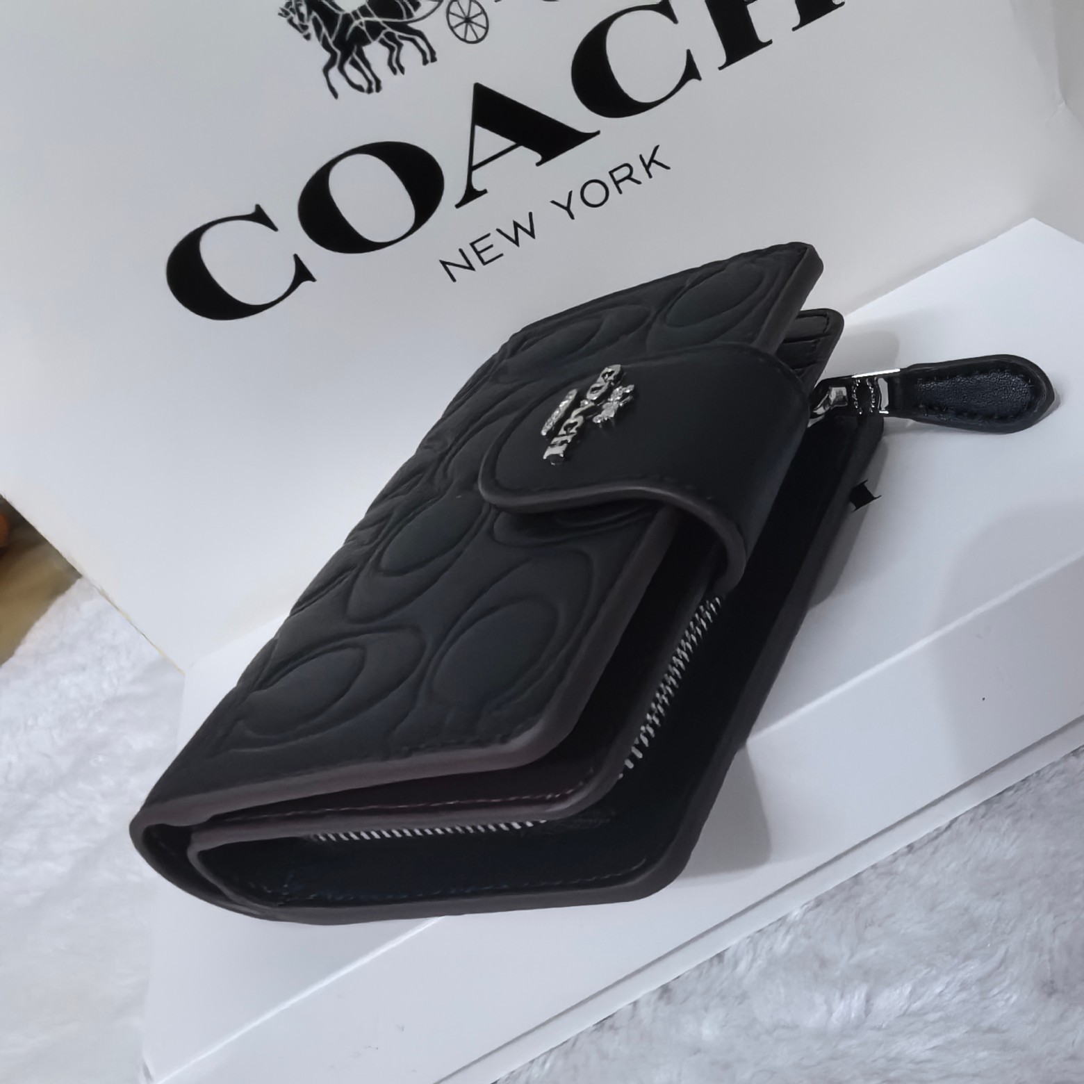 COACH Medium Corner Zip Wallet With Signature CM241 Black outlet New