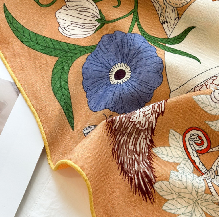 70% Cashmere 30% Silk Wrap Scarf garden Print Double Face Print Shawl 135X135cm
