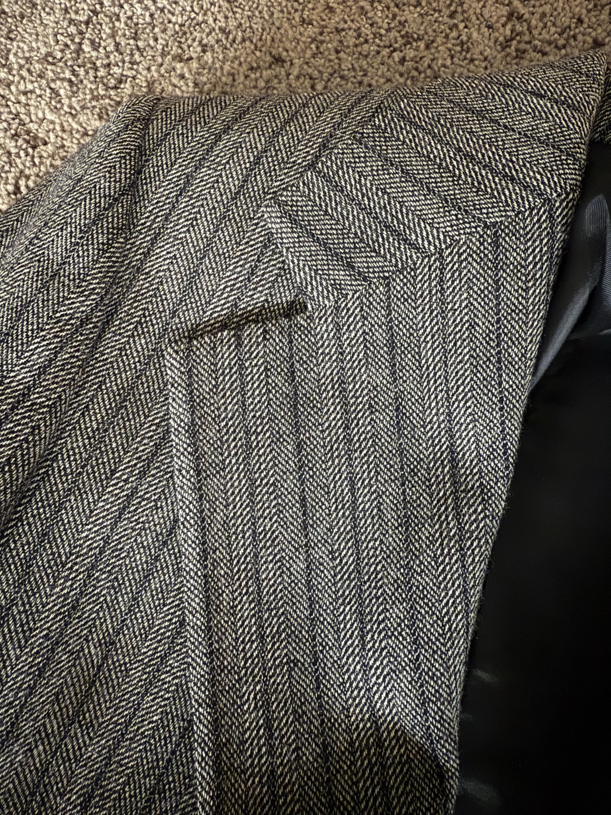 john varvatos hand made italian suit 40, 42