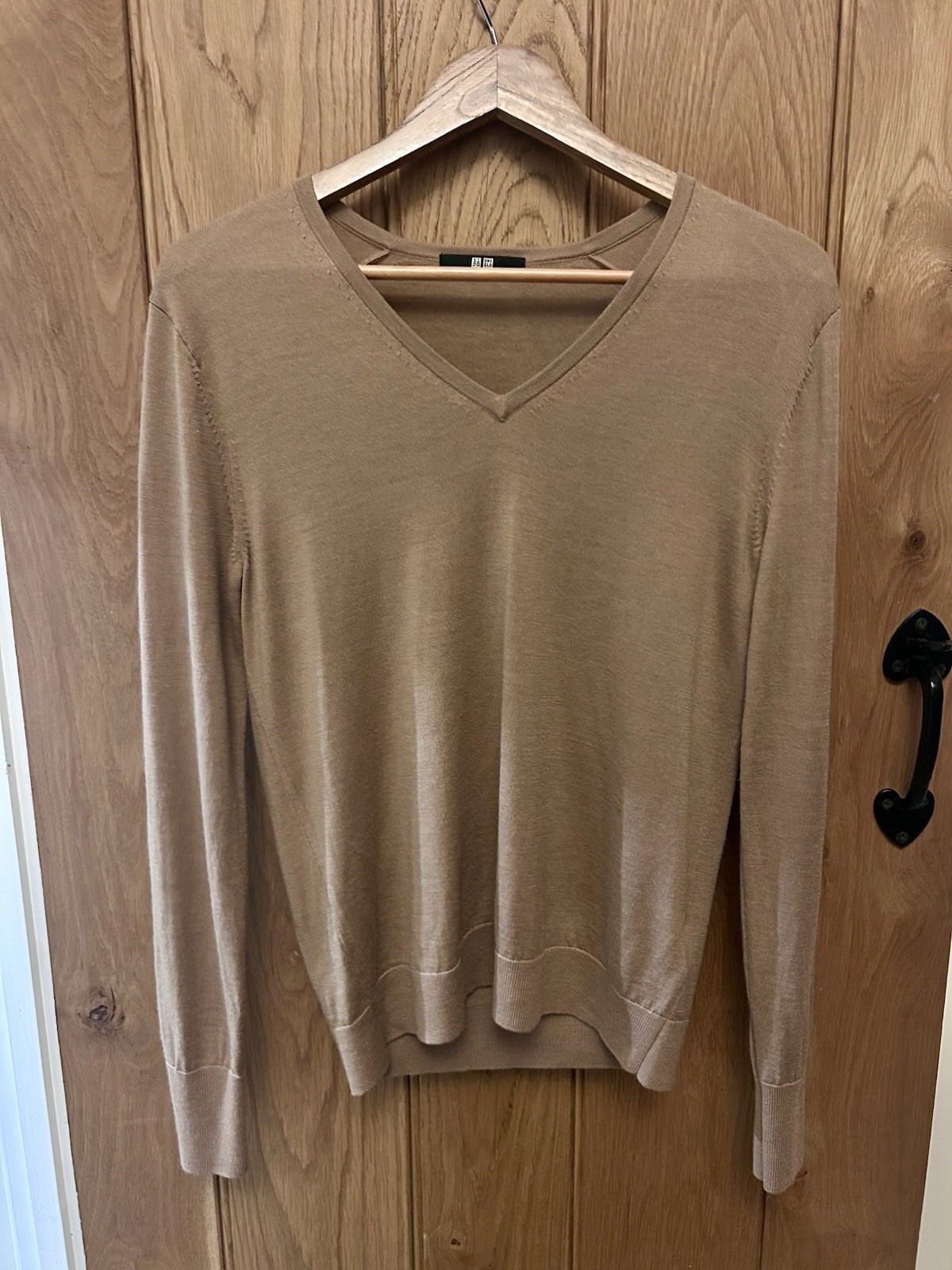 Uniqlo 100% Wool V Neck Jumper Camel Brown Capsule Minimal Size Small
