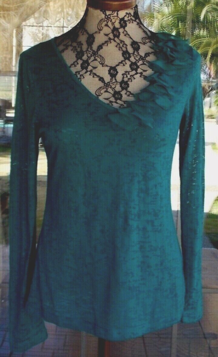 Long Sleeve Green Burn Out Elle Ruffle Neck Shirt Sz. S 36″ Bust