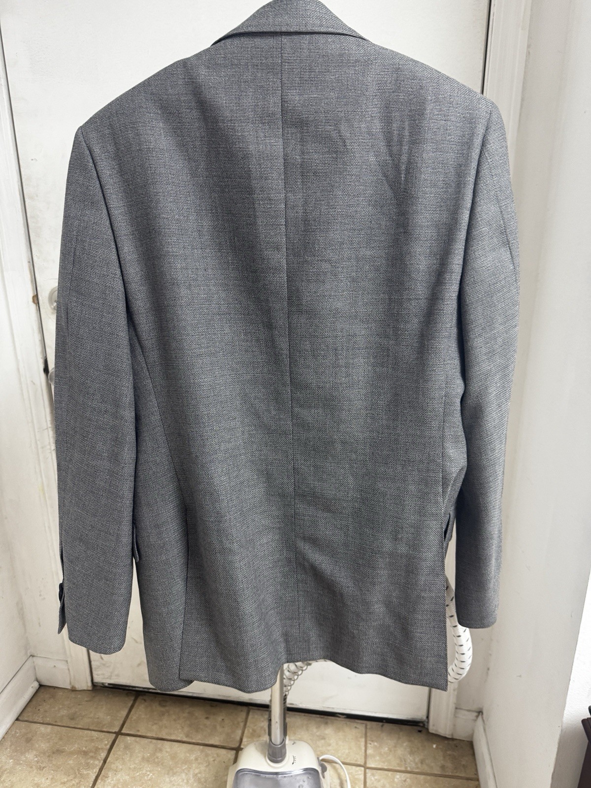 Garrison Bespoke Grey Wool Suit 40 R