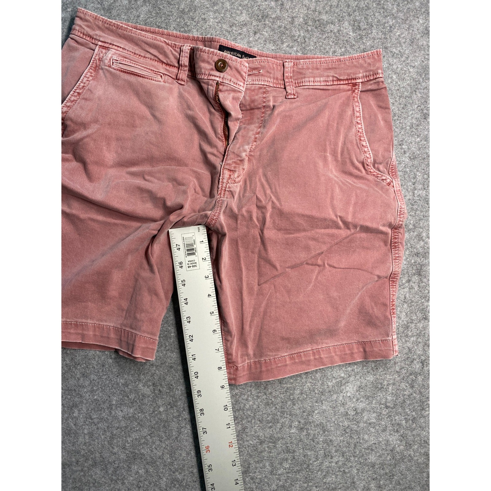 American Eagle Extreme Flex Classic Shorts Mens 34 Red/Pink Faded Stretch Chino