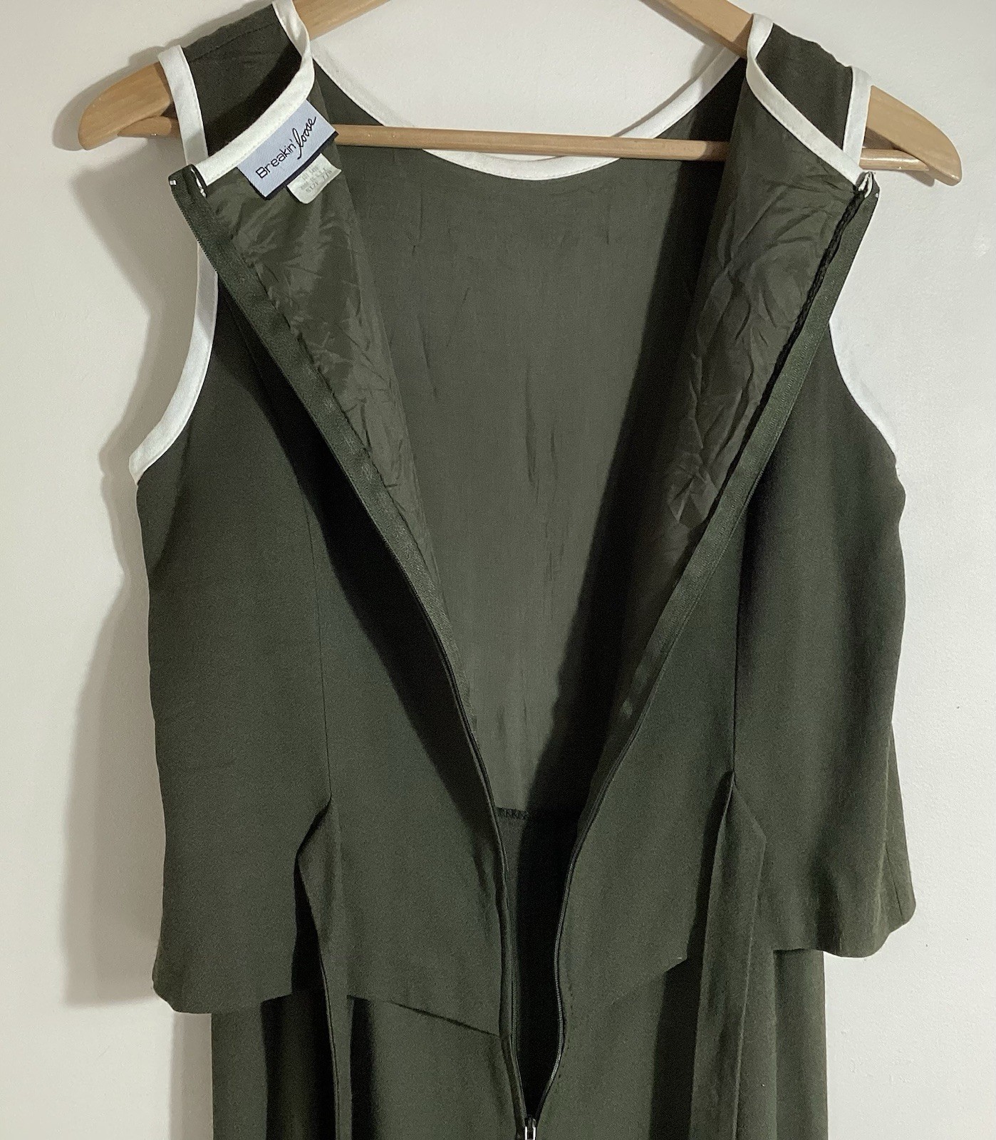 Vtg Classic One Piece Jumpsuit 7/8 Mod Retro Chic Old Money Tie Back Waist