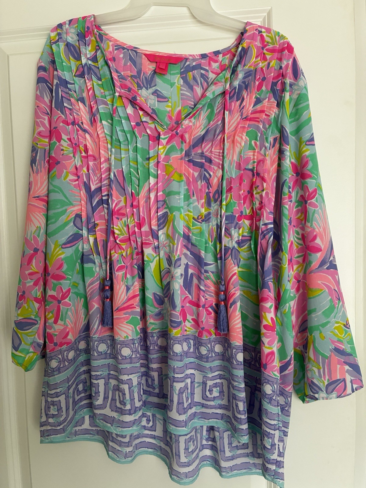 Lilly Pulitzer Marilina Tunic Top Women’s Lg Multicolor All Together Now Print