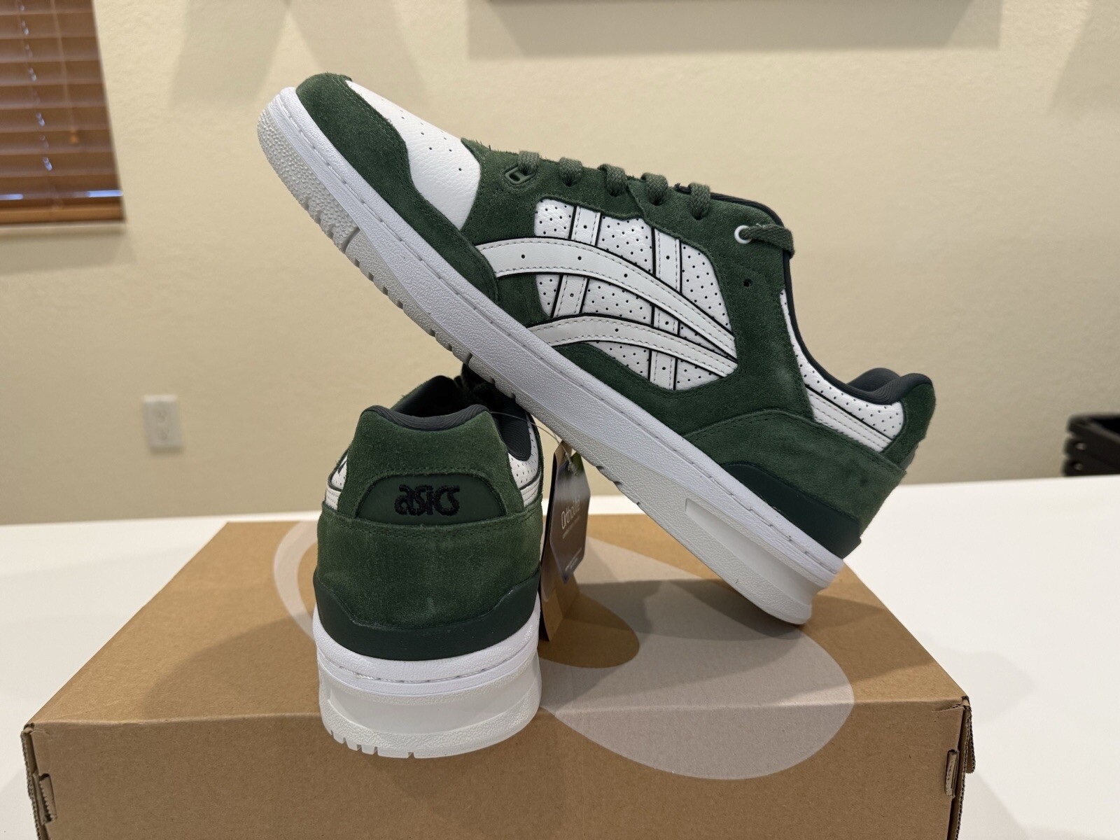ASICS EX89 Mens Mulpt Sizes Shoes White Green Classic Sneakers NEW 1201A963-101
