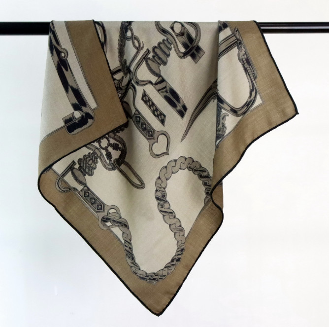 70% Cashmere 30% Silk Bandana 26” Shawl Scarf iron chain Print Neckerchief Wrap