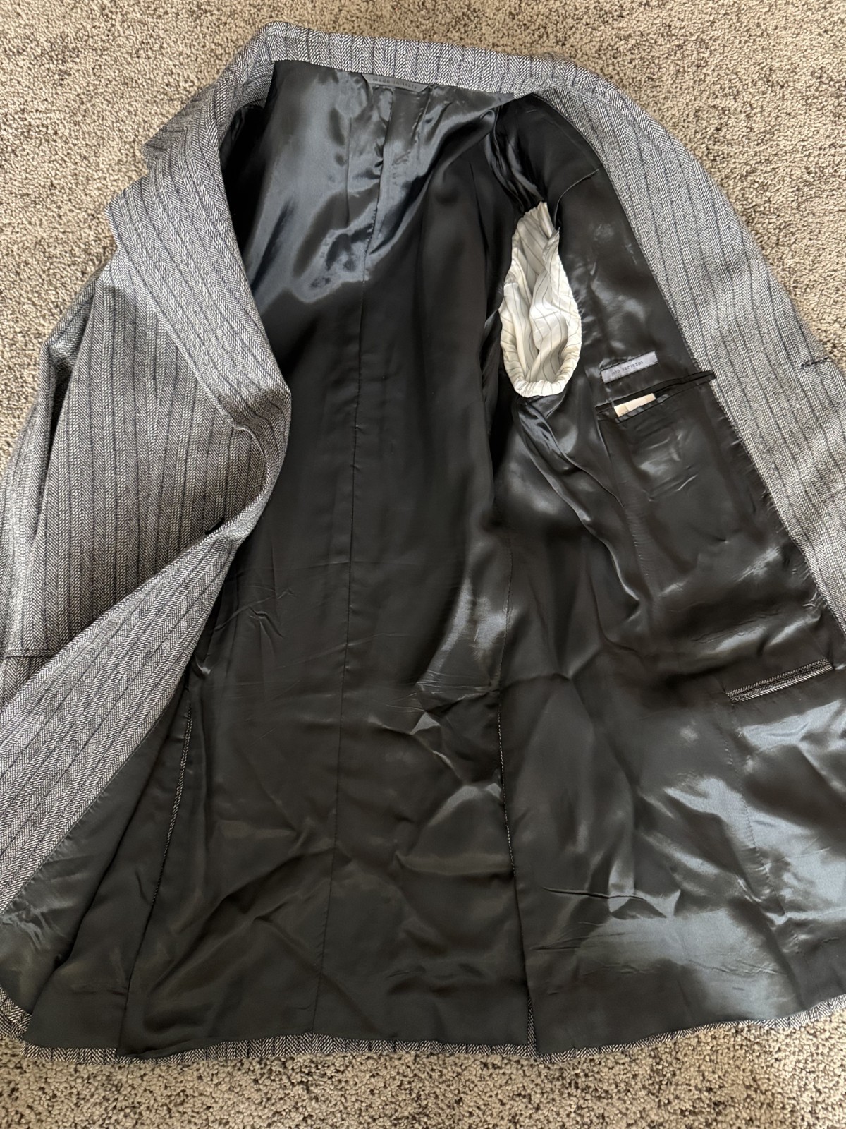 john varvatos hand made italian suit 40, 42