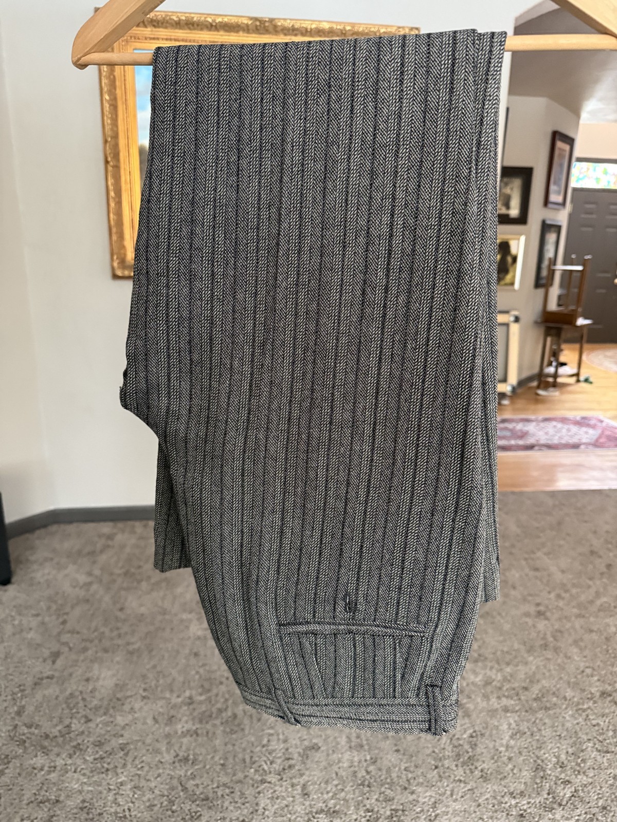 john varvatos hand made italian suit 40, 42
