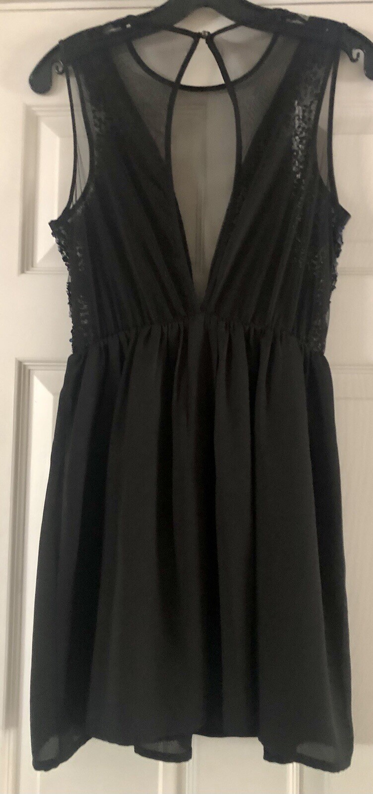 NWOT Forever 21 Vintage Old Money Mob Wife Glam Sequin Plunge Front/Back Size S