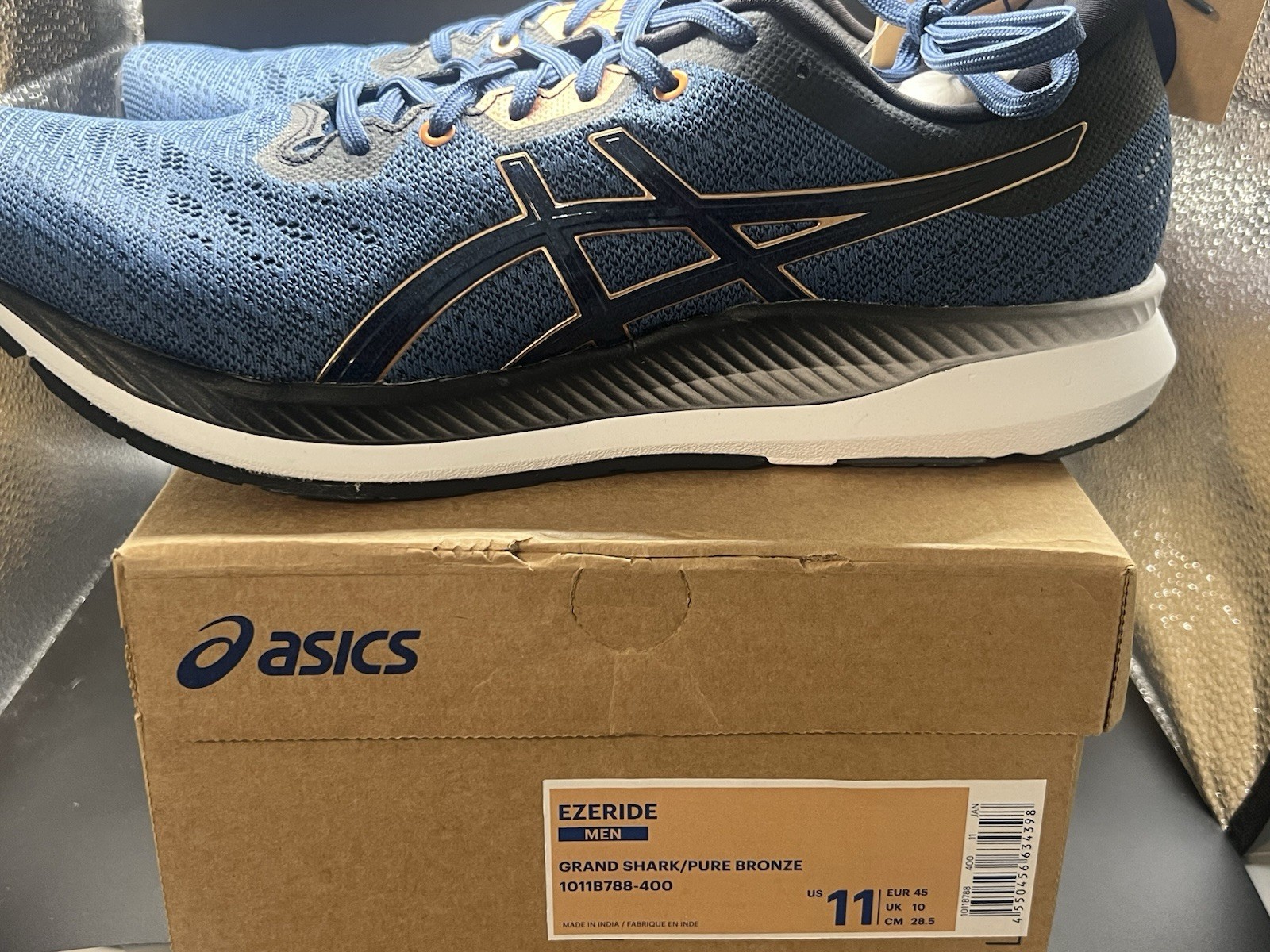 Sz 11 ASICS EzeRide Running Sneakers Low Top Lace Up Blue/Black/Gold