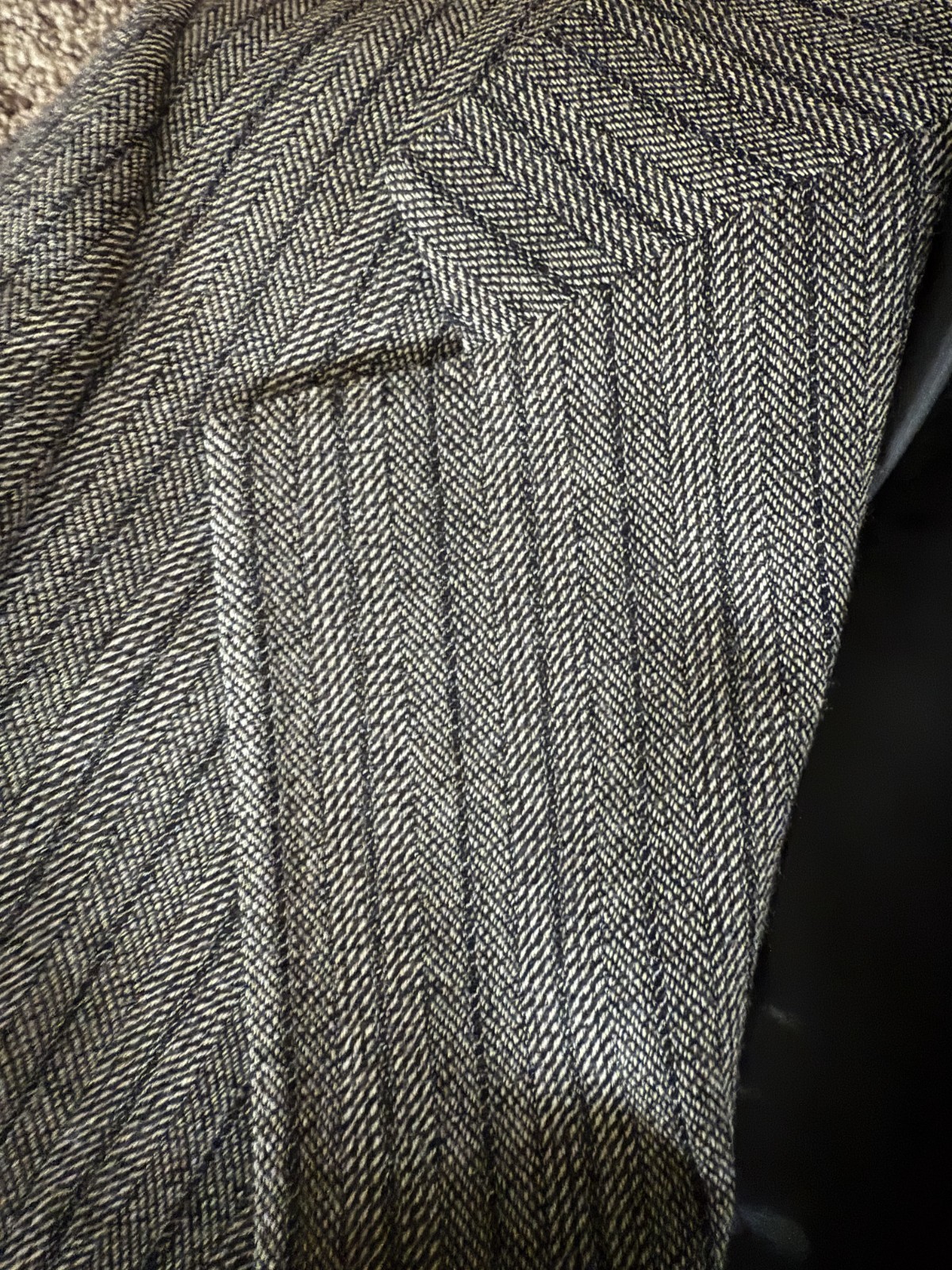 john varvatos hand made italian suit 40, 42