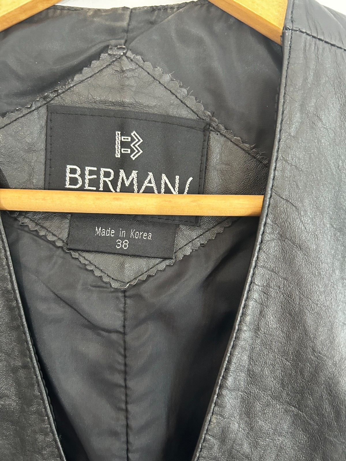 Vintage Men’s Black Leather Vest Bermans Size 38 Biker Motorcycle Western 108