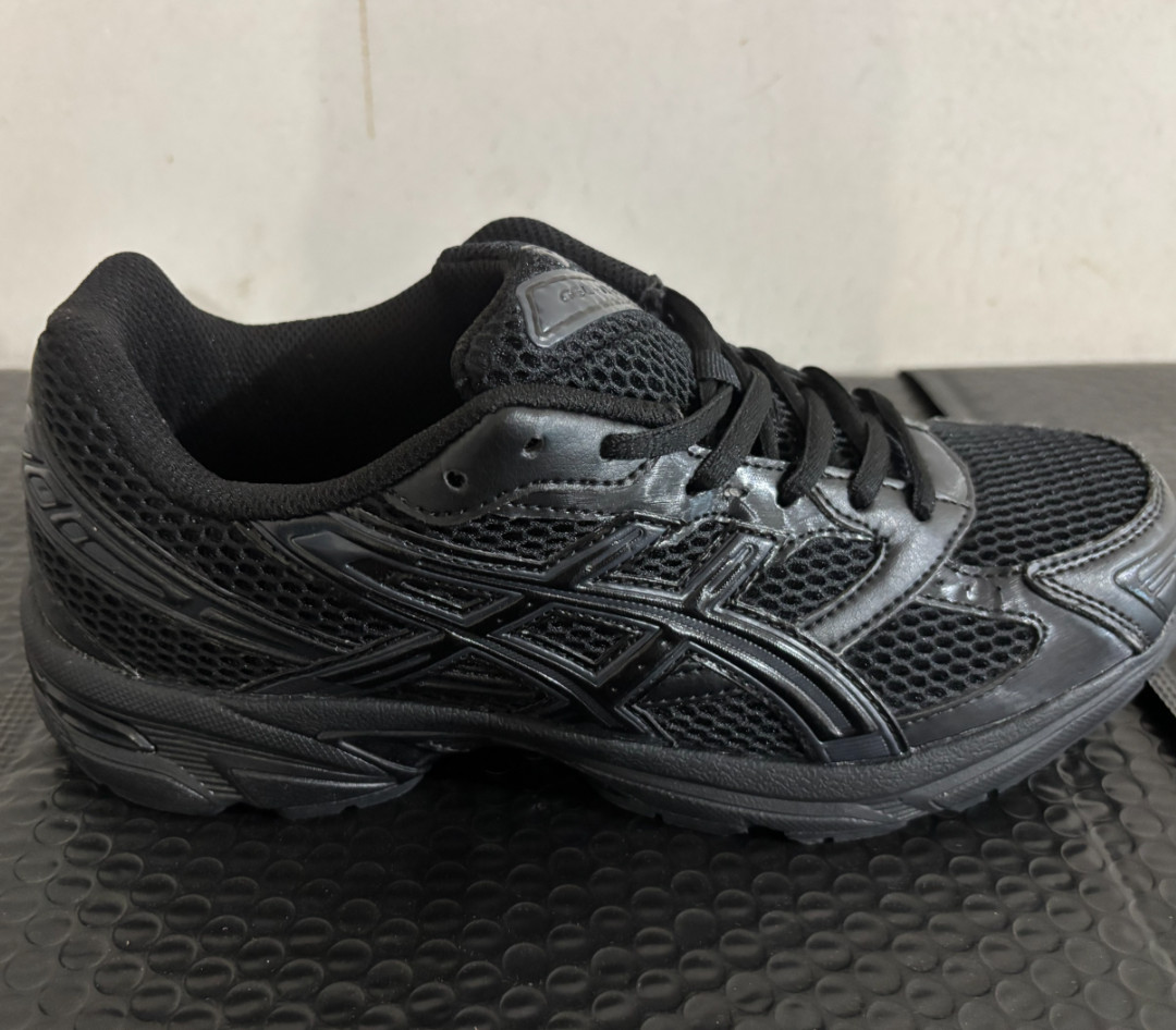ASICS Gel 1130 Men’s Shoe Lifestyle Black Sneaker US 8.5 No Box