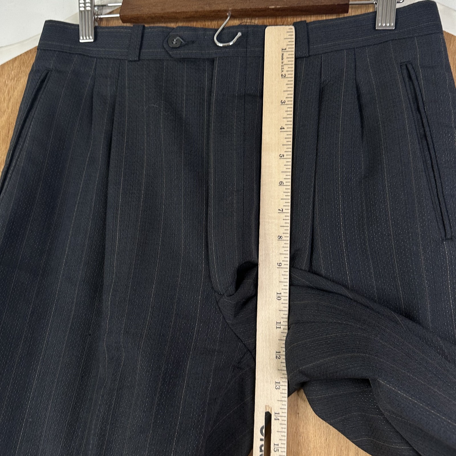 VTG Double Breasted Suit Mens 42R Gray Pinstripe Wool Pants 30×32 Canvased Retro