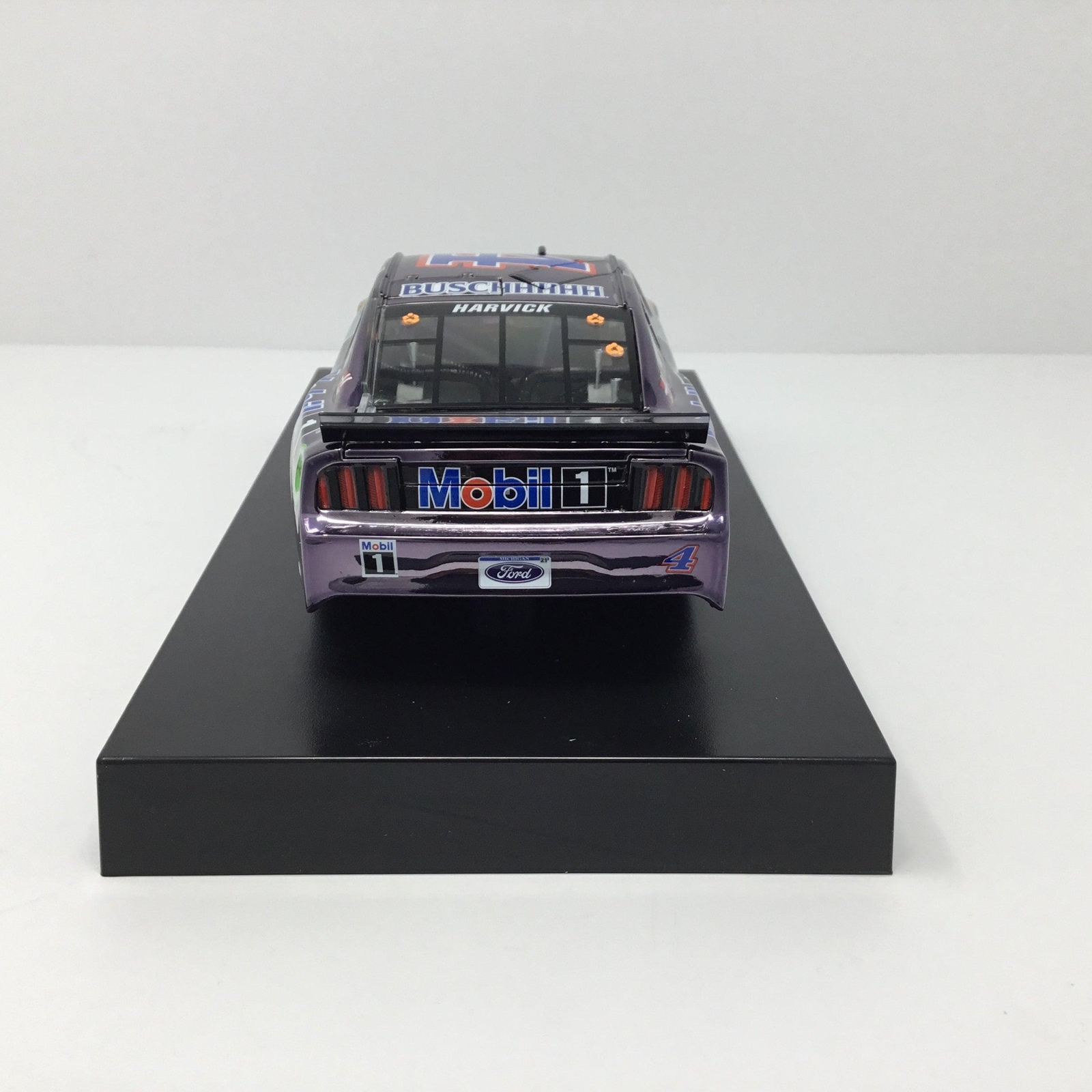 Kevin Harvick 2021 Mobil 1 Color Chrome 1:24 Diecast