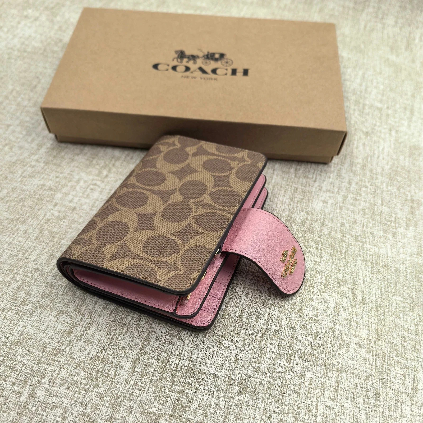 New Coach Medium Corner Zip Wallet In Signature Canvas khaki CW786 With Box