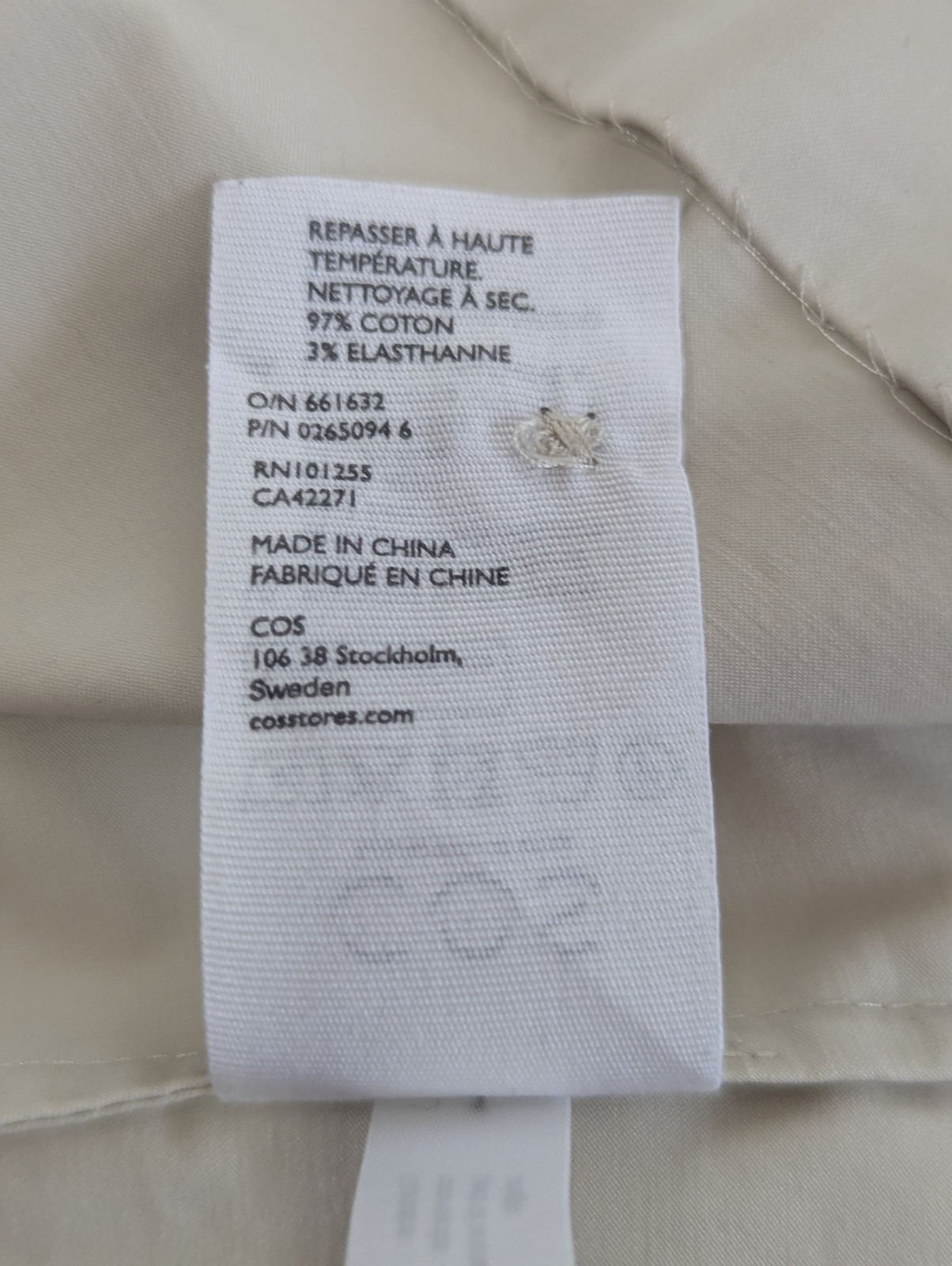 COS Women Minimalist Top Size 2 Cotton Back Button Structured Classic Old Money