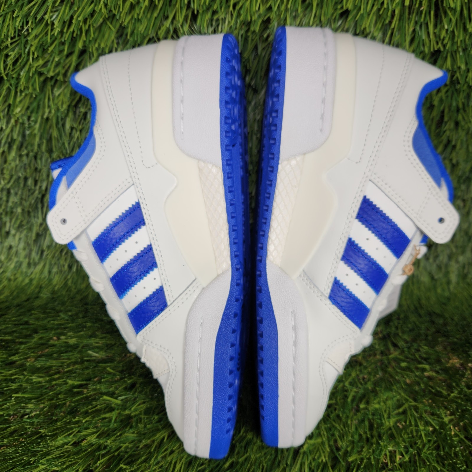 Adidas Forum Low CL Mens 8.5, Womens 9.5 White Royal Blue Sneaker IH7829 Classic
