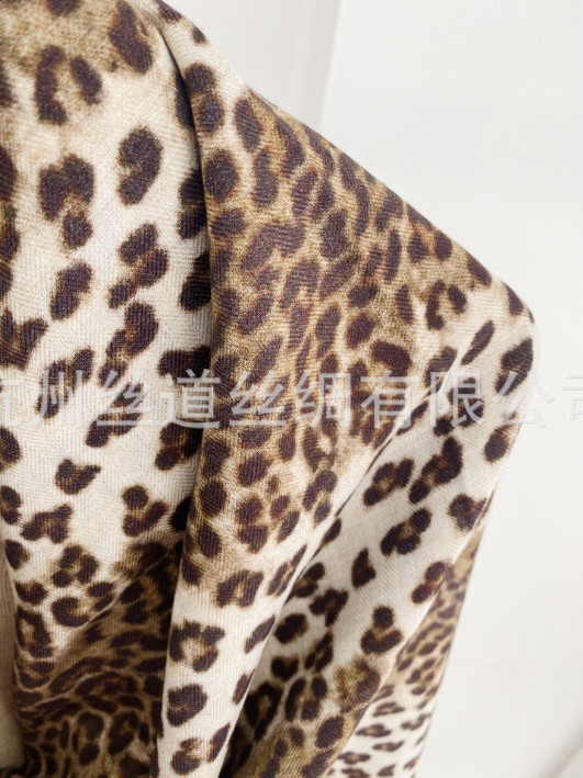 70% Cashmere 30% Silk Neckerchief Shawl leopard Print Bandana Scarf 53” Wrap