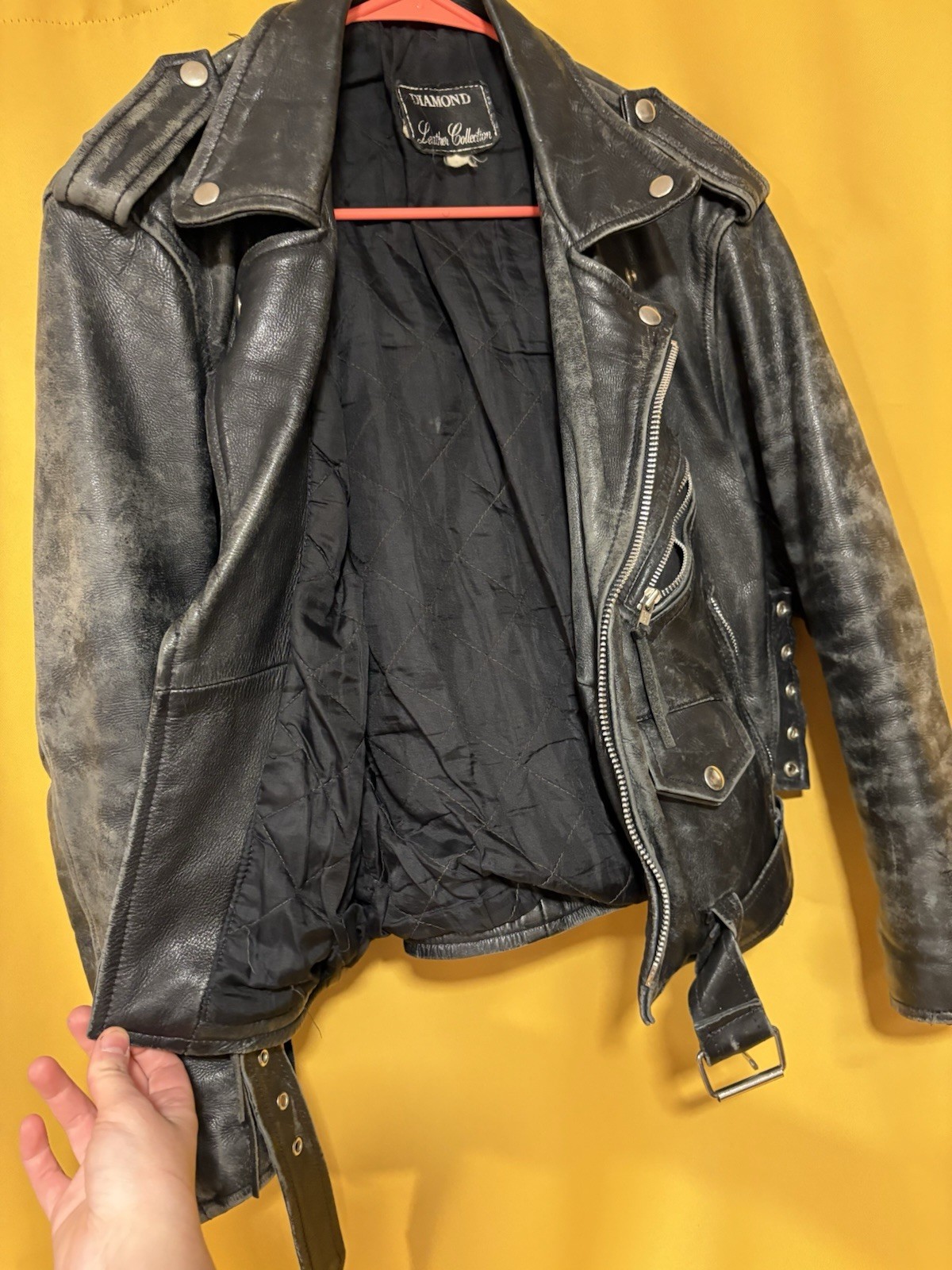 Genuine Leather Black Biker Jacket Size S/M w Belt & side lacing detail Diamond