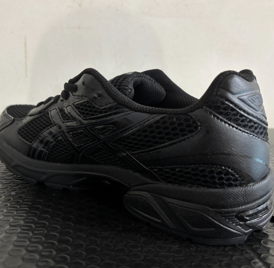ASICS Gel 1130 Men’s Shoe Lifestyle Black Sneaker US 8.5 No Box