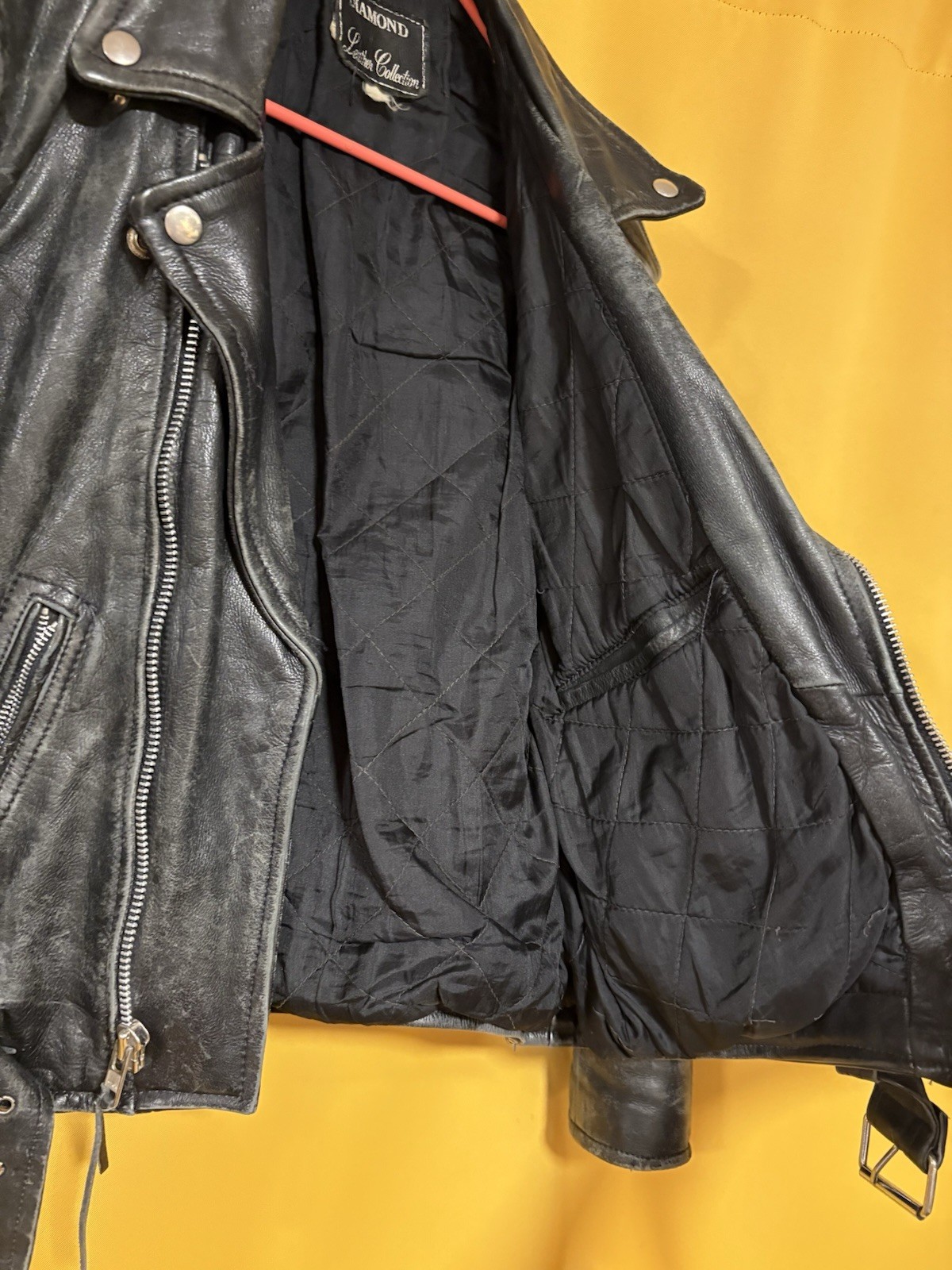 Genuine Leather Black Biker Jacket Size S/M w Belt & side lacing detail Diamond