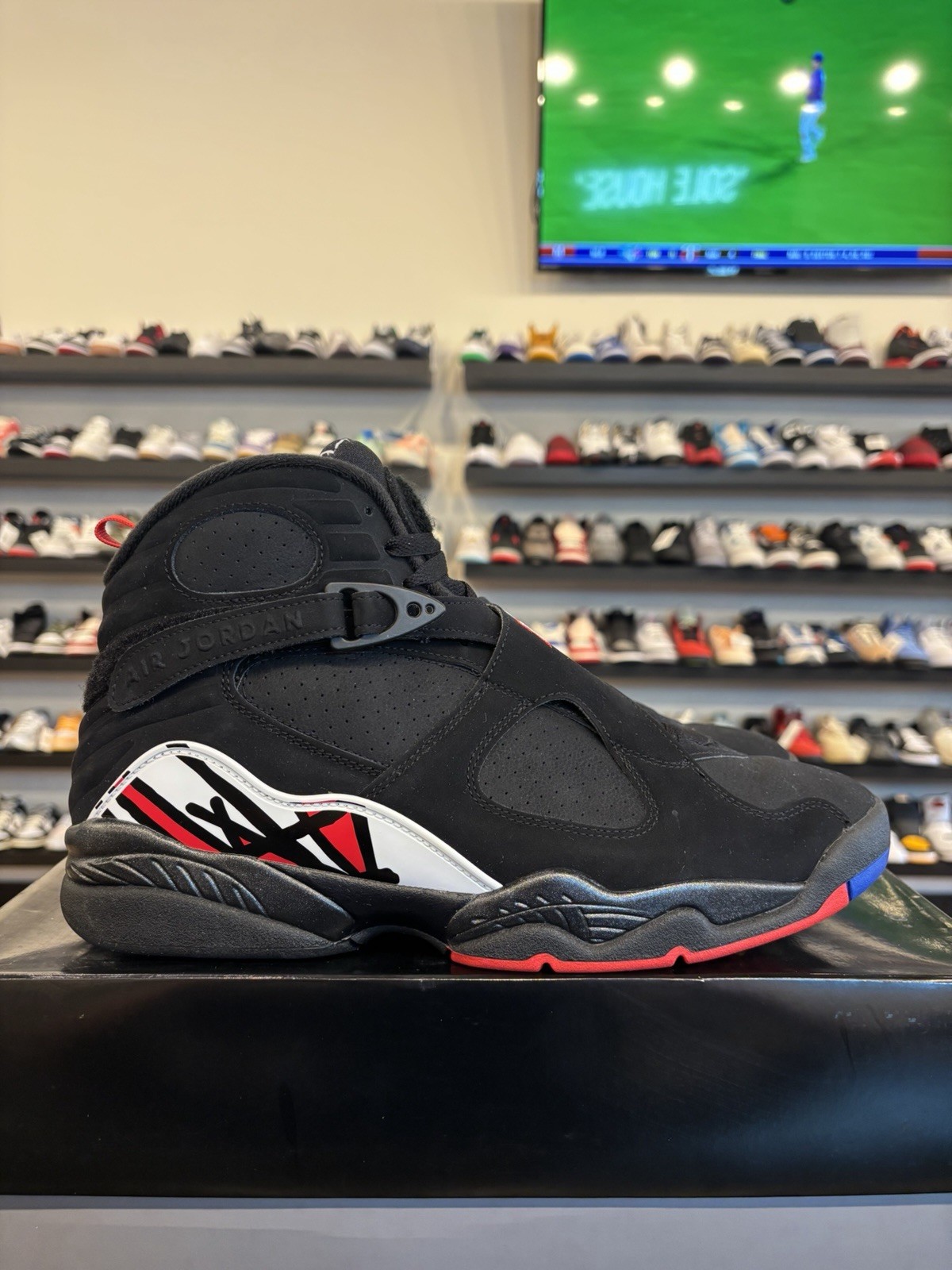 Jordan 8 Playoff 2023 Size 11.5 Pre-Owned 305381-062 Black Yellow
