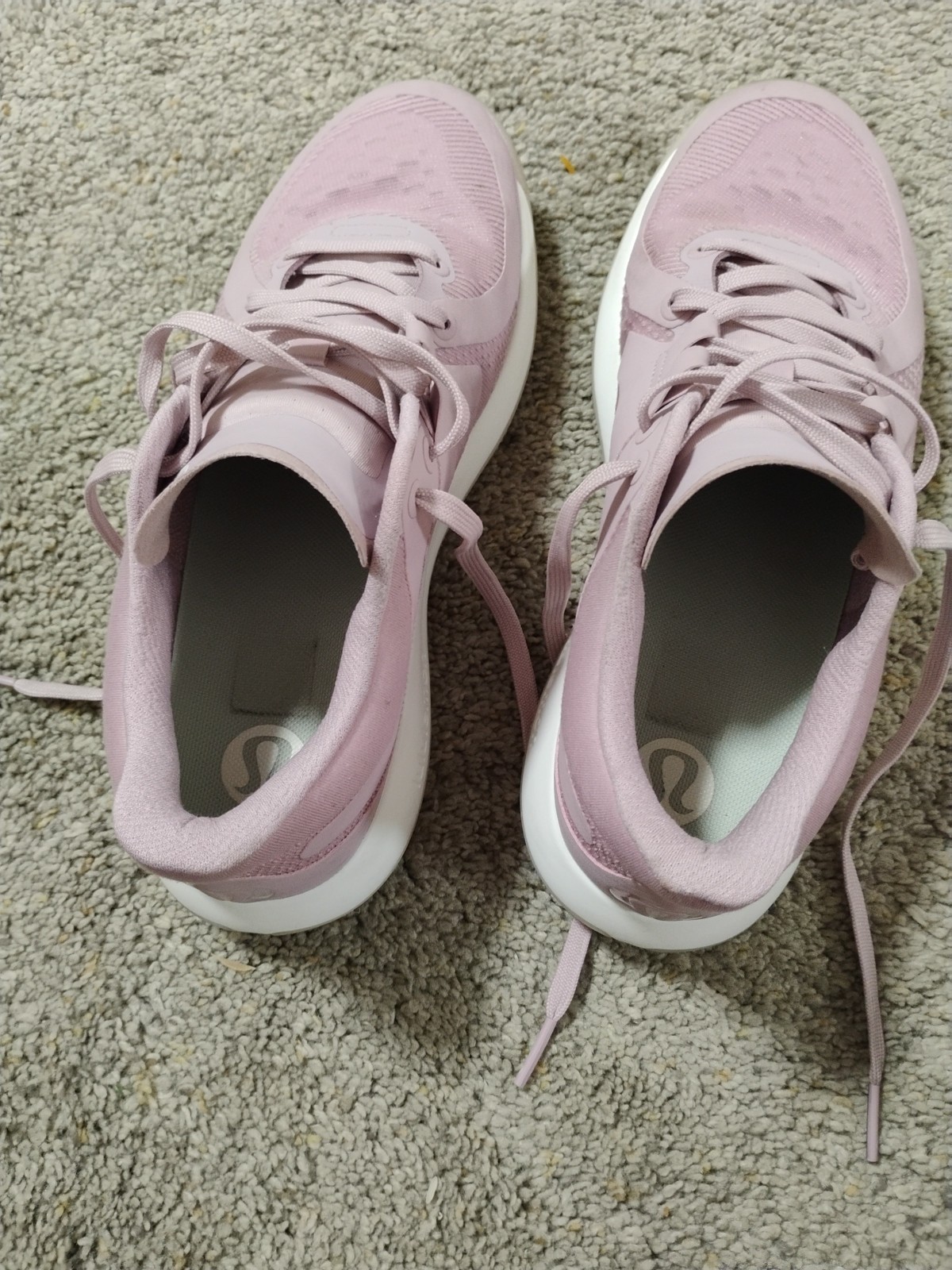 Lululemon Womens Strongfeel Pink Running Shoes Size 8. No Returns Accepted.