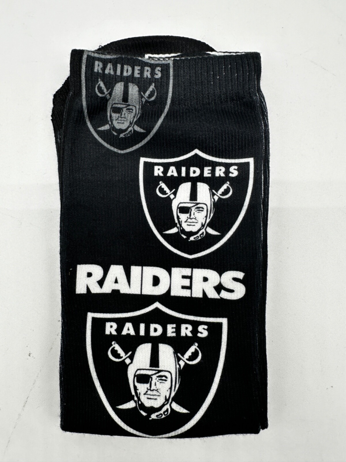 NEW ONE PAIR MENS “FOR BARE FEET” CREW SOCKS ALL 32 FOOTBALL TEAMS 10-13