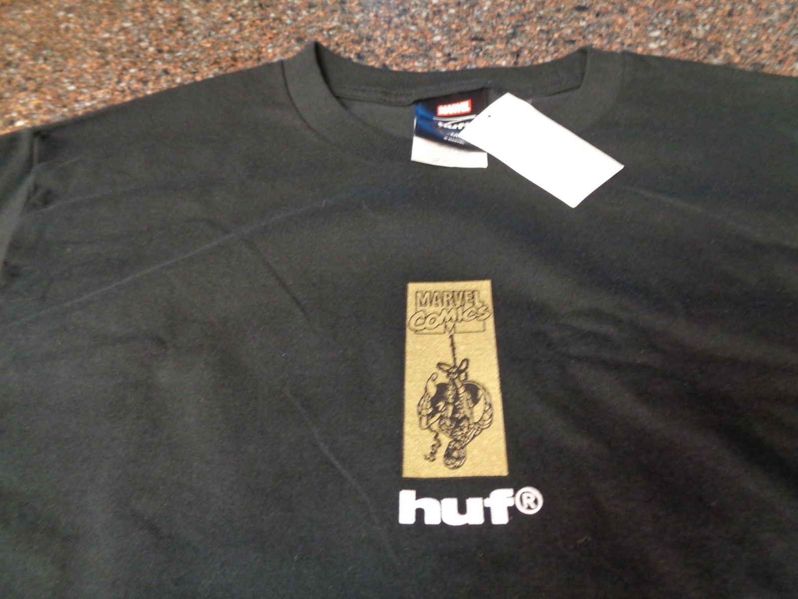 HUF x Marvel Spider-Man Arachknight Black T-Shirt Adult Medium Gold Foil New NWT