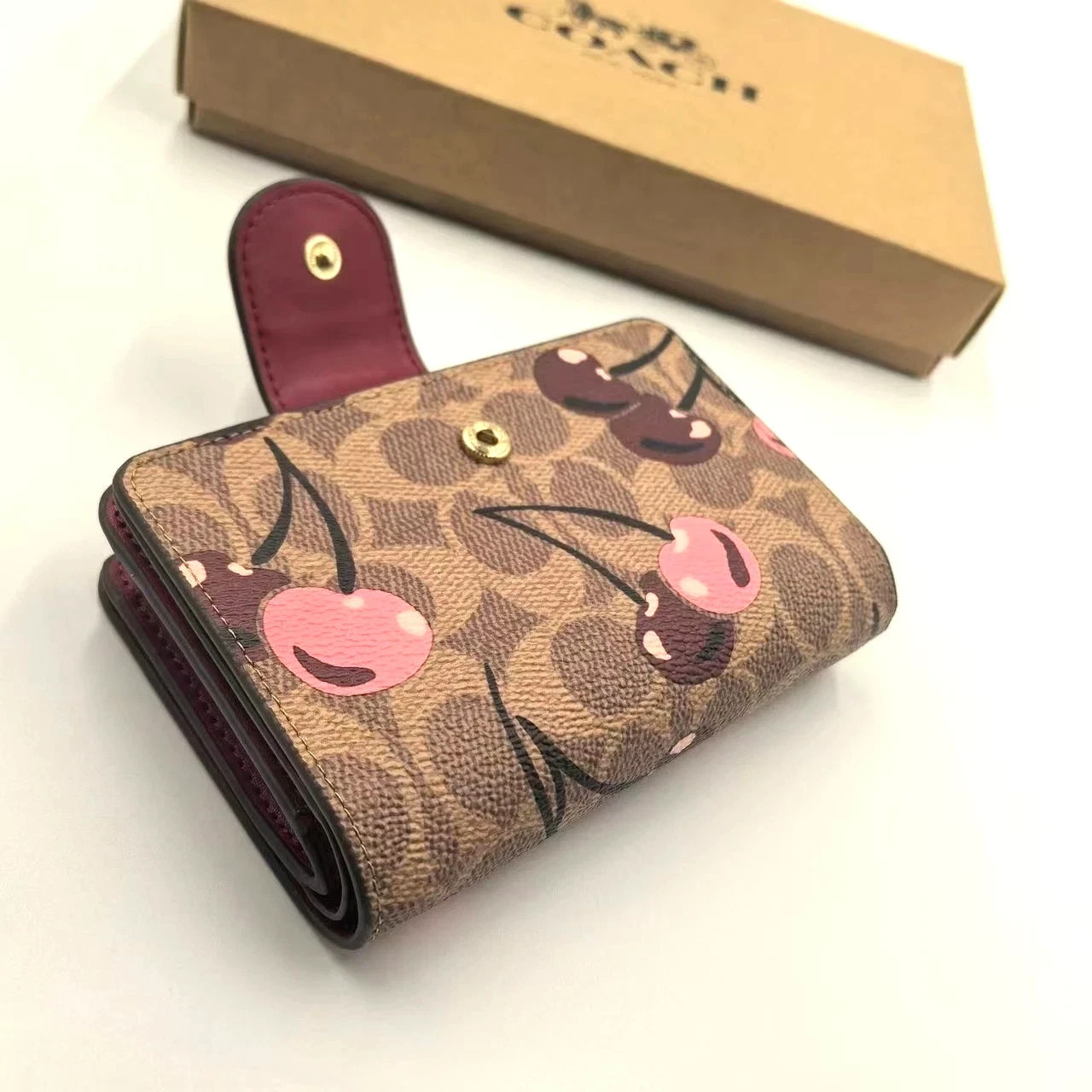 Coach Med Corner Zip Wallet Clutch CZ342 Brown Signature Canvas Cherry Print!!