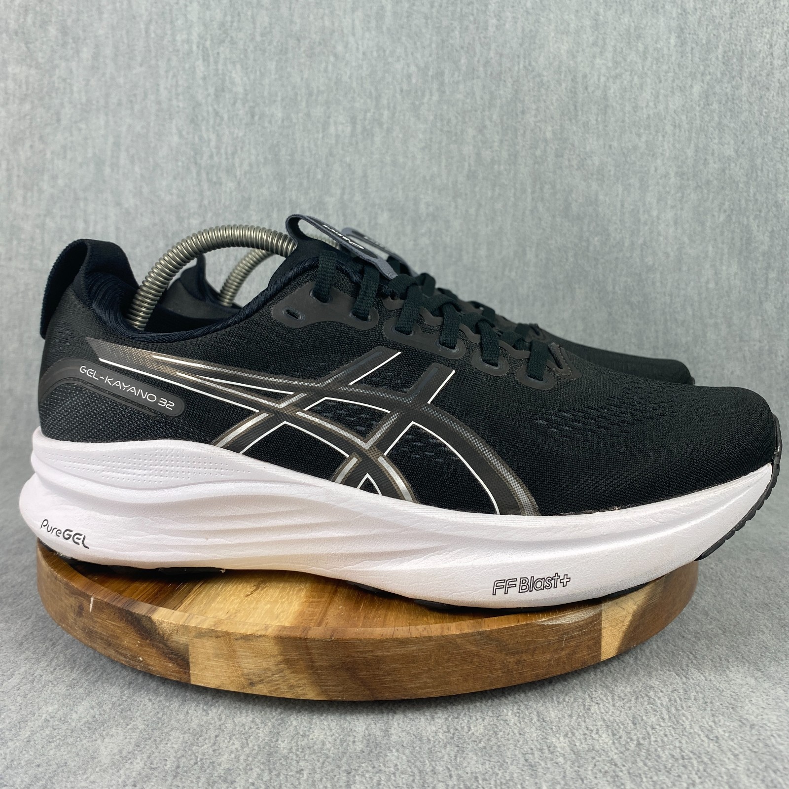 Asics Gel-Kayano 32 Shoes Mens Size 9 Extra Wide Black Sneakers Running Athletic
