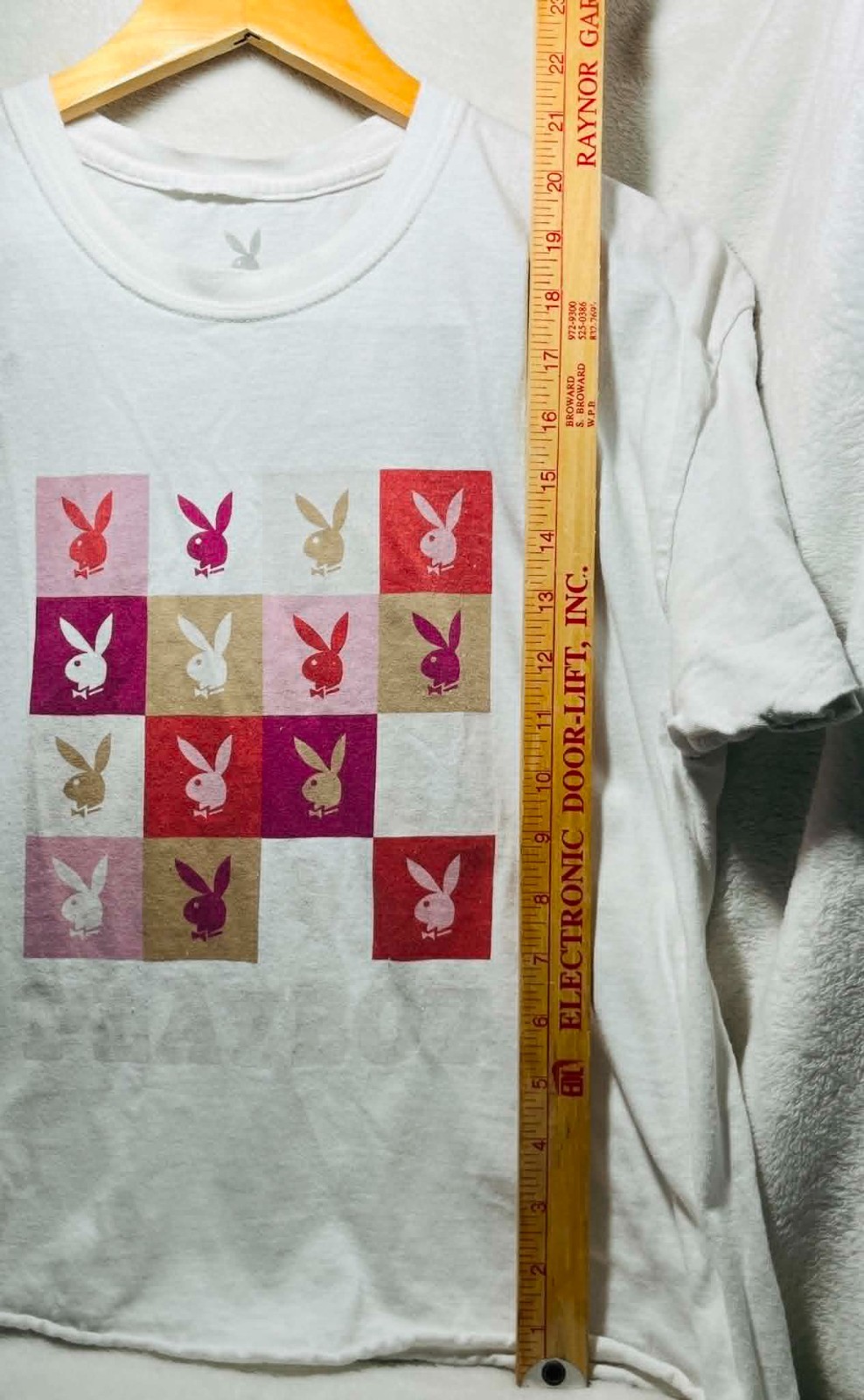 WOMEN’S VINTAGE PLAYBOY T SHIRT 2024 / LARGE