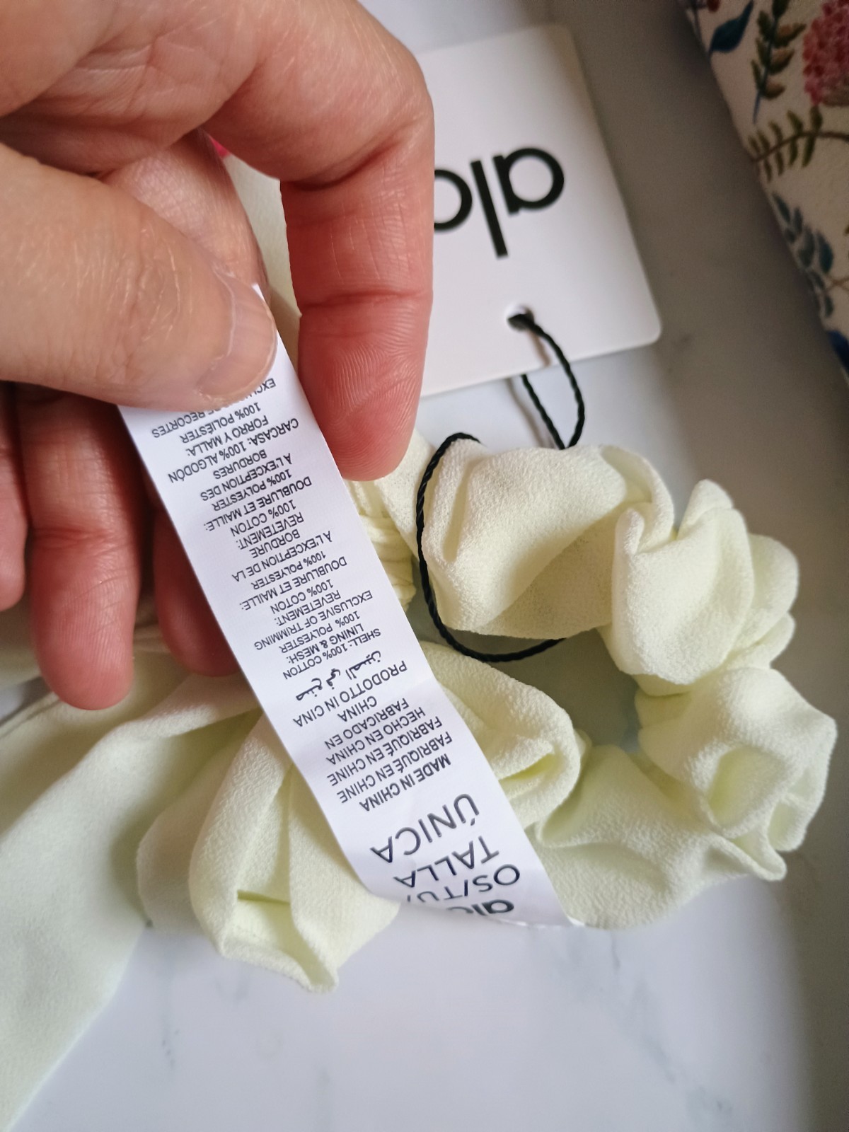USA SELLER! Alo Yoga Hair Ties Love Knot Bow In Oat Milk