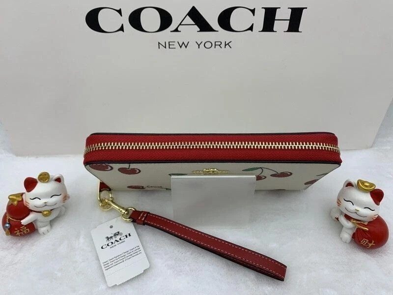 Coach CF406 Long Zip Around Wallet OUTLET Leather White Cherry