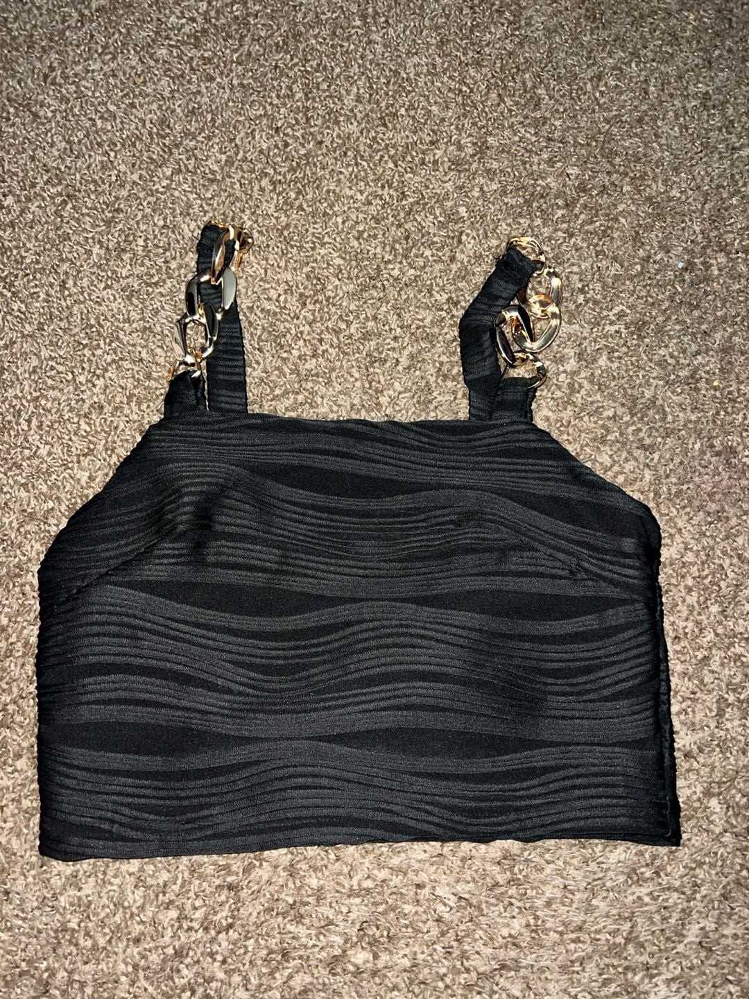 SHEIN Black Ribbed Wavy Texture Crop Top with Gold Chain Straps
