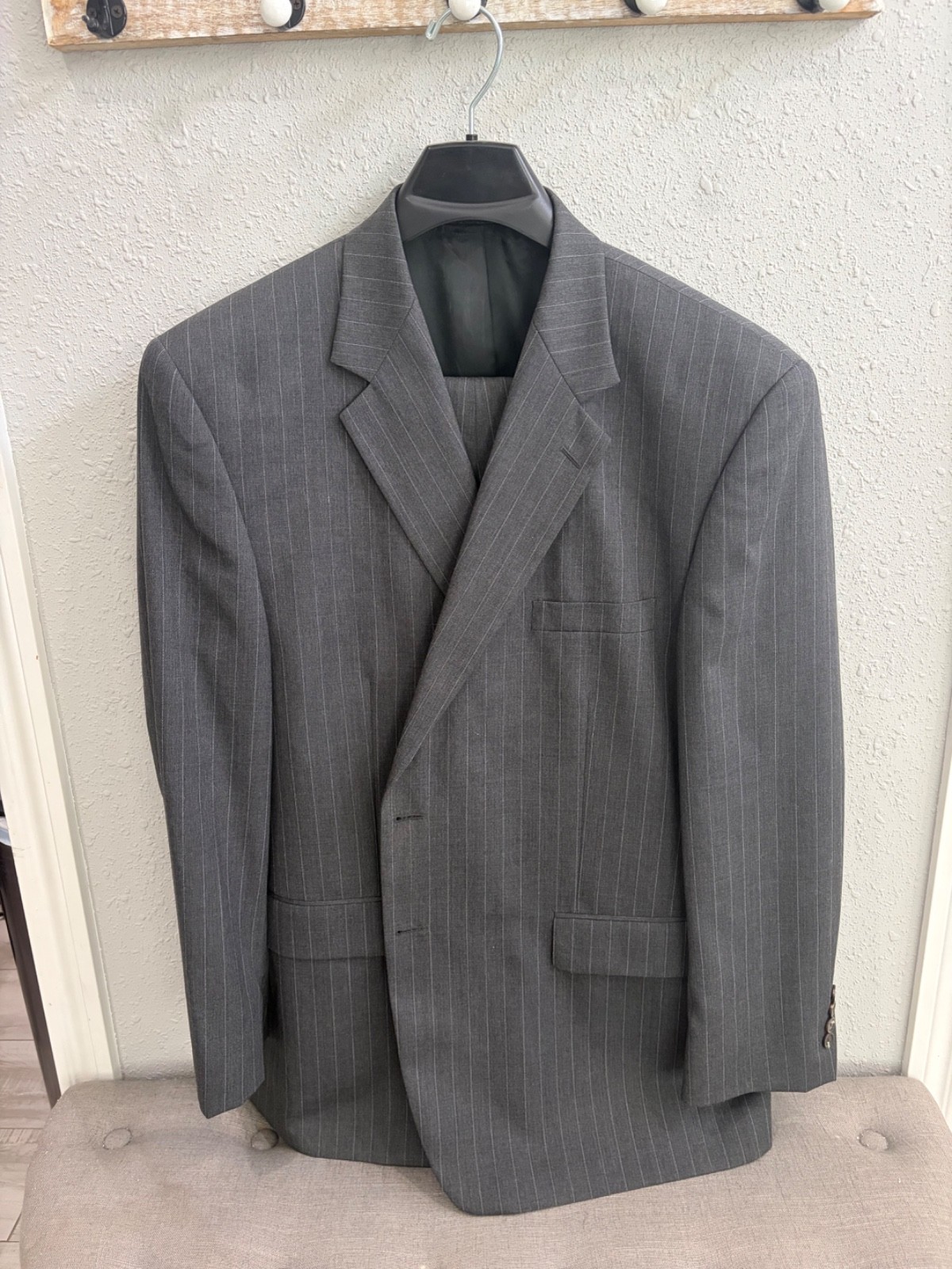 Men’s Gray pinstriped Chaps 2-piece suit-46R 38W 32L
