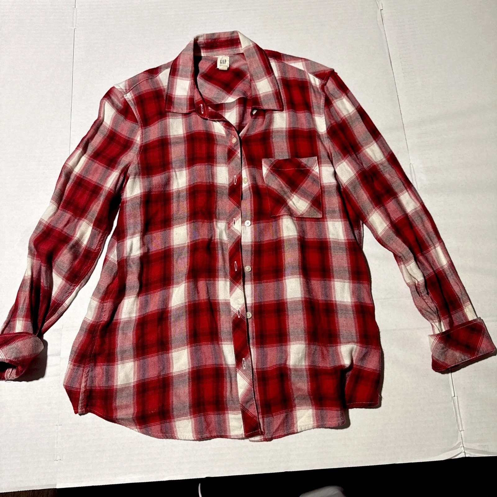 Gap Red White Plaid Flannel Button Down Shirt Womens Medium 100% Cotton Long Slv