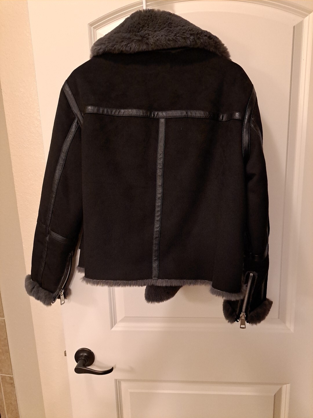 Zara Faux Fur Moto Jacket Black Size L Short EUC 100% Returns Accepted