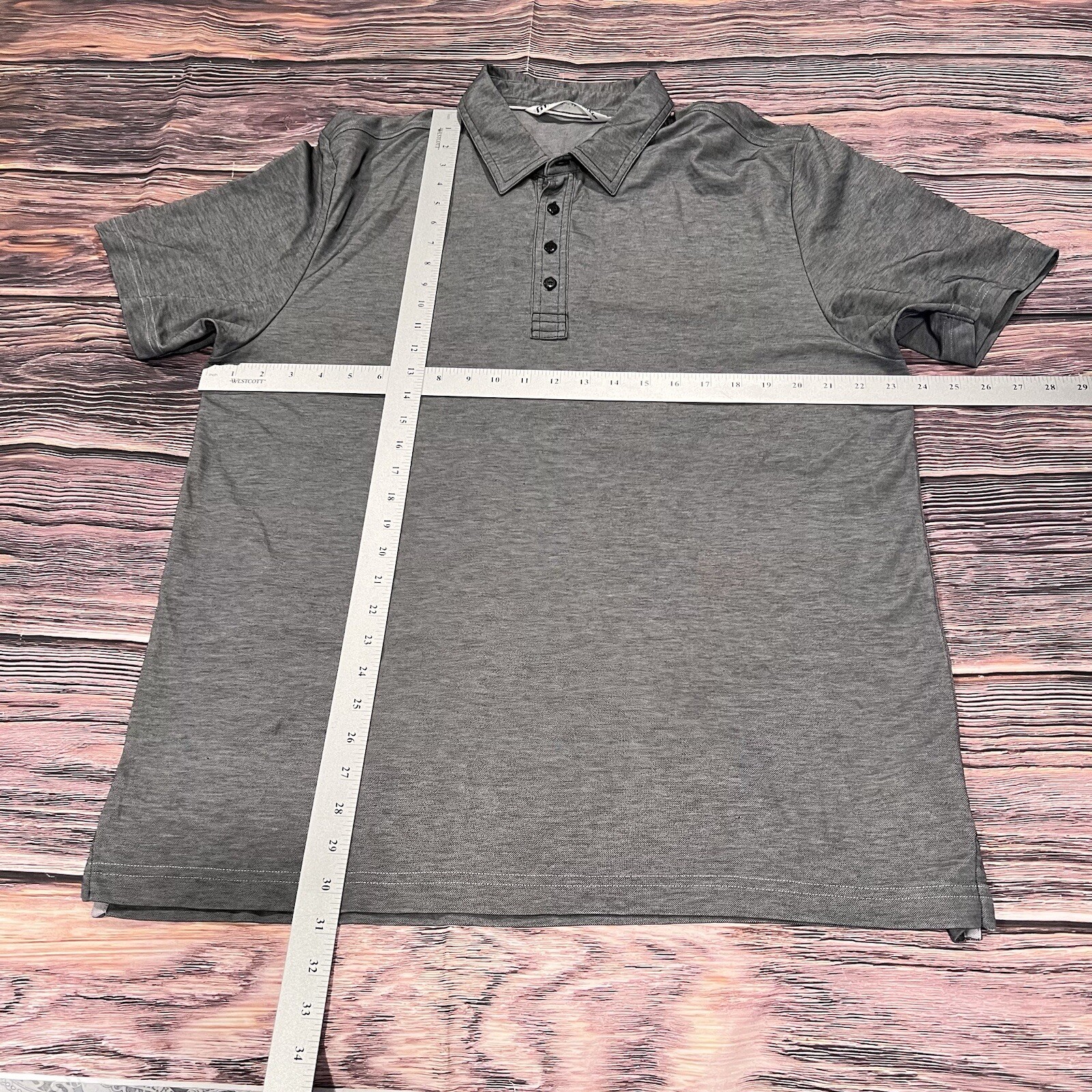 Travis Mathew Men’s Four Button Gray Short Sleeve Golf Polo Shirt Logo Size XL