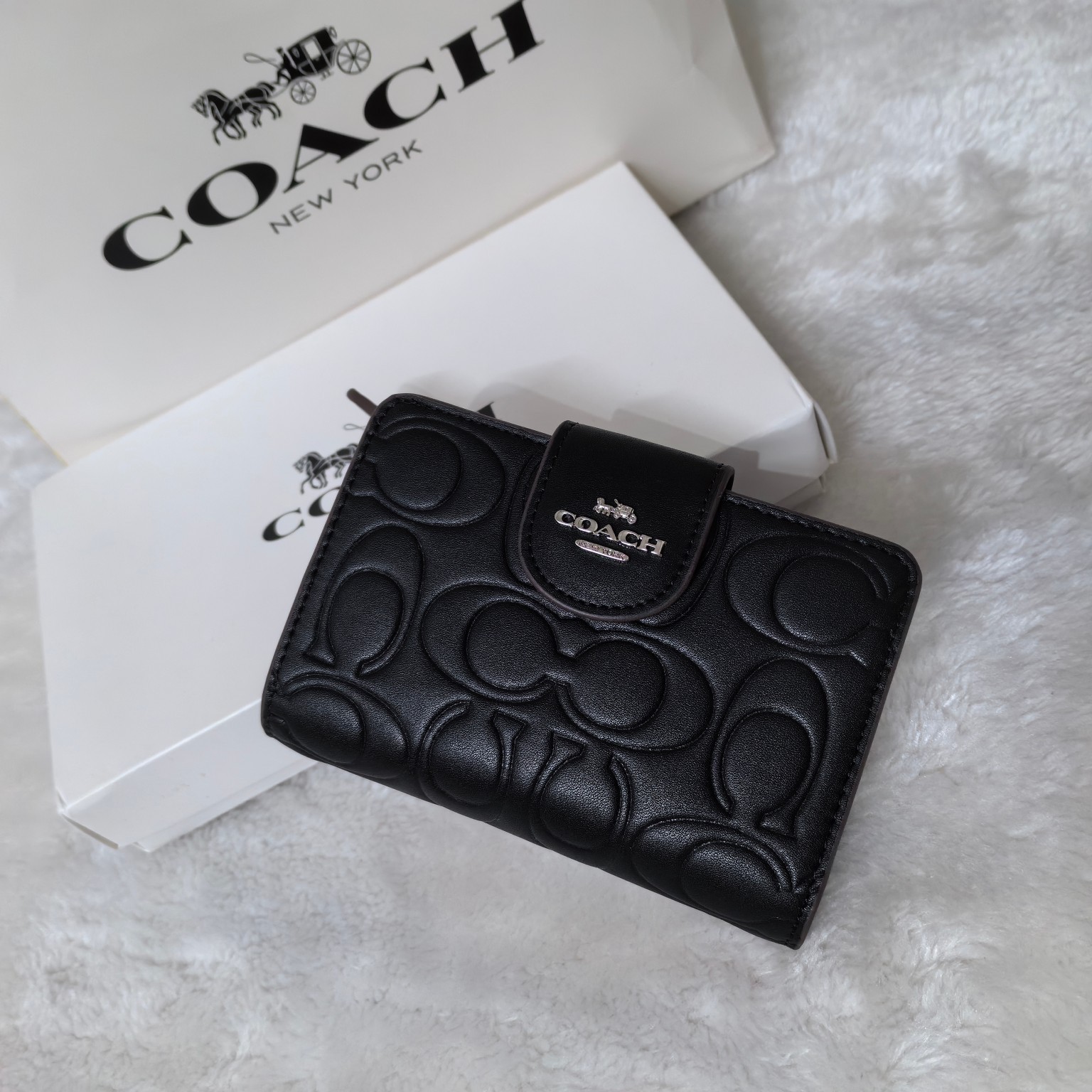 COACH Medium Corner Zip Wallet With Signature CM241 Black outlet New