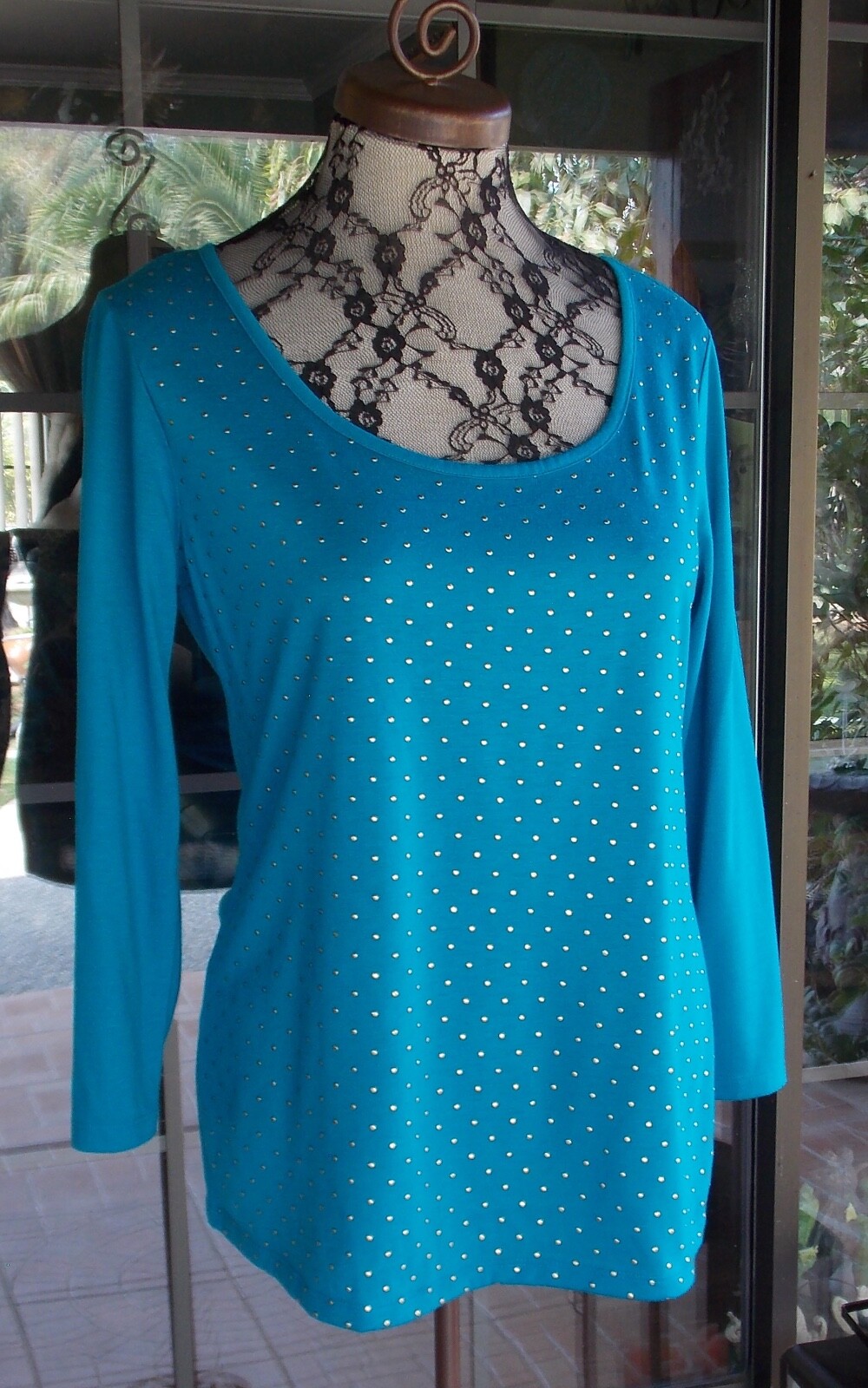 3/4 Sleeve Teal Front Embellished Sophia Vergara Knit Shirt Sz. L 40″ Bust