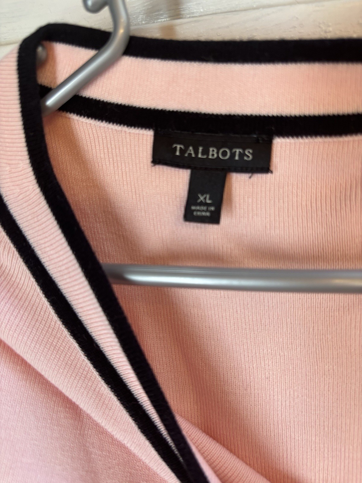 Talbots Sweater Womans XL Pink Black Pearl Button Back Classic Luxury Old Money