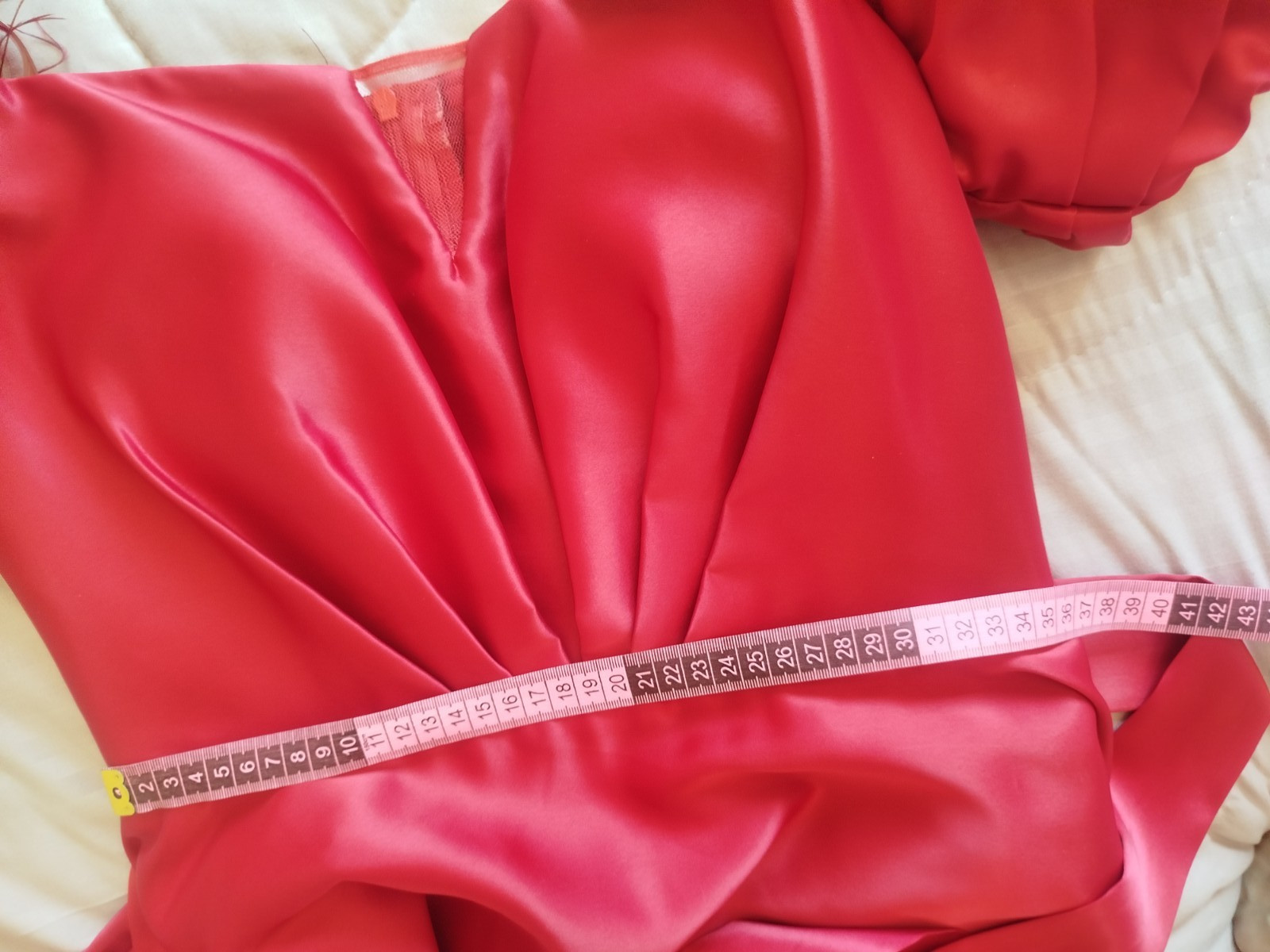 Elegant Red Satin Evening Dress Balloon Puff Sleeve Maxi Party Gown Gently Used