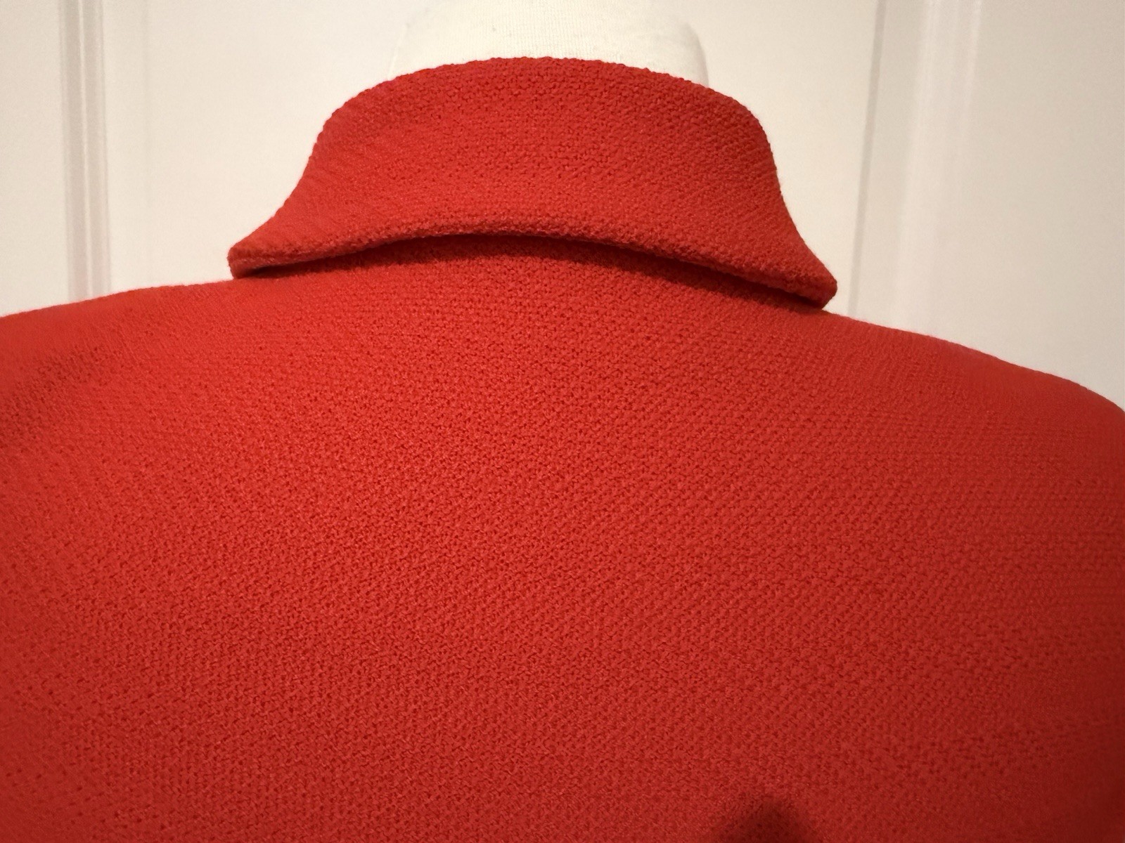 St. John Collection Women’s 2pc Knit Skirt Suit Red / Orange sz-12